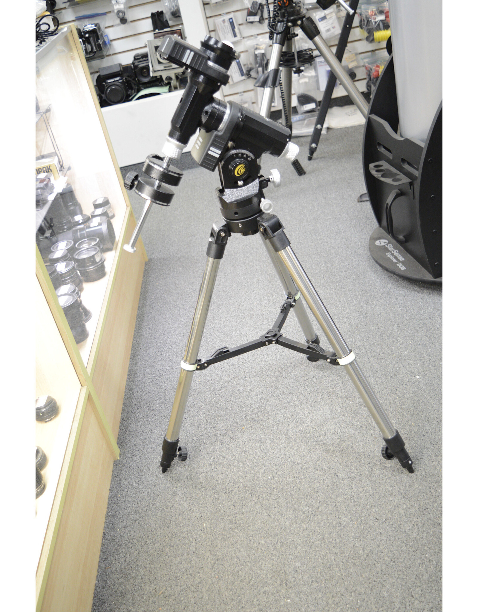 Explore Scientific Explore Scientific iEXOS-100 Equatorial Mount (Pre-Owned)