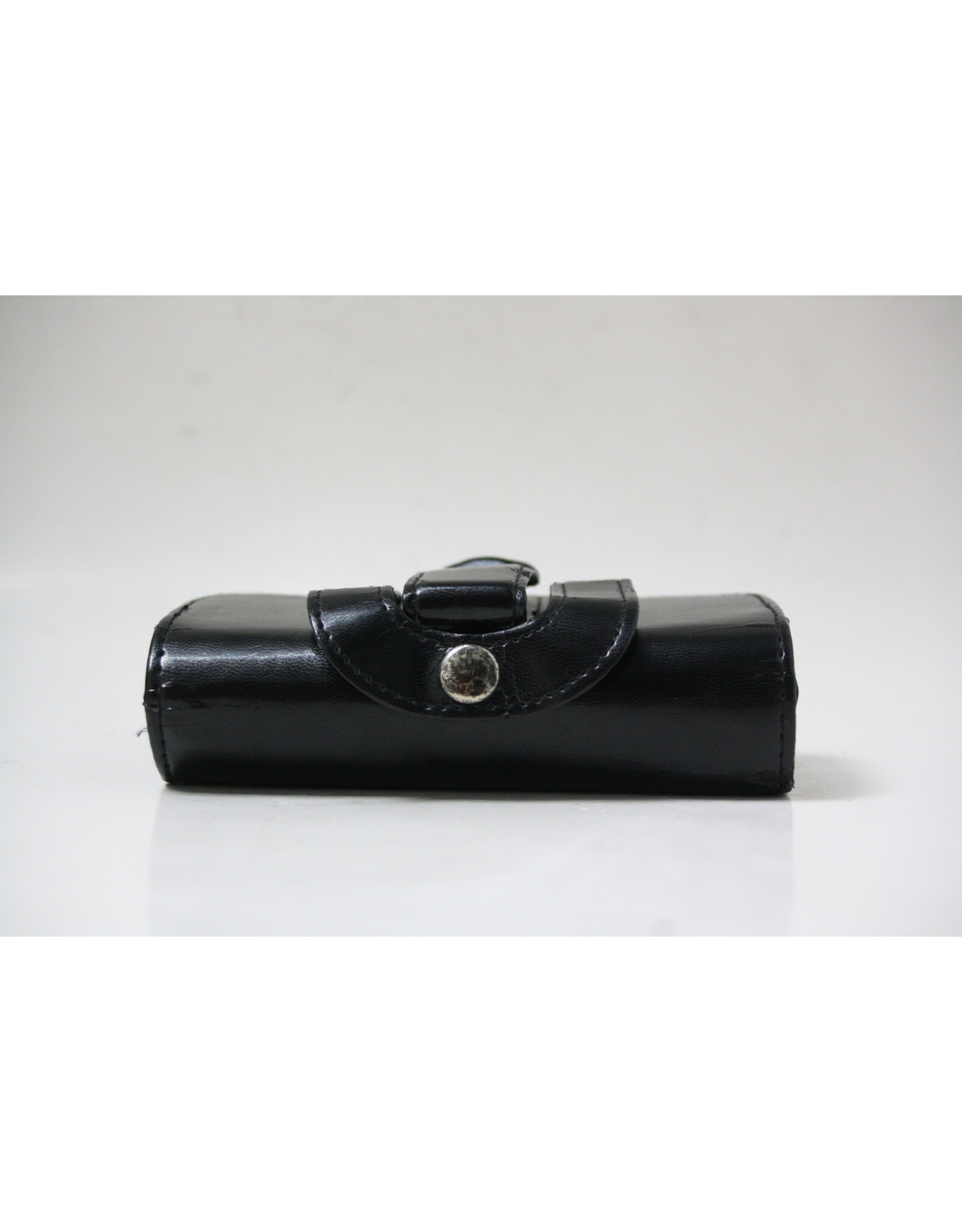 Pro21 Compact Accesory Case with Magnetic Closure & belt clip (Pre-owned)