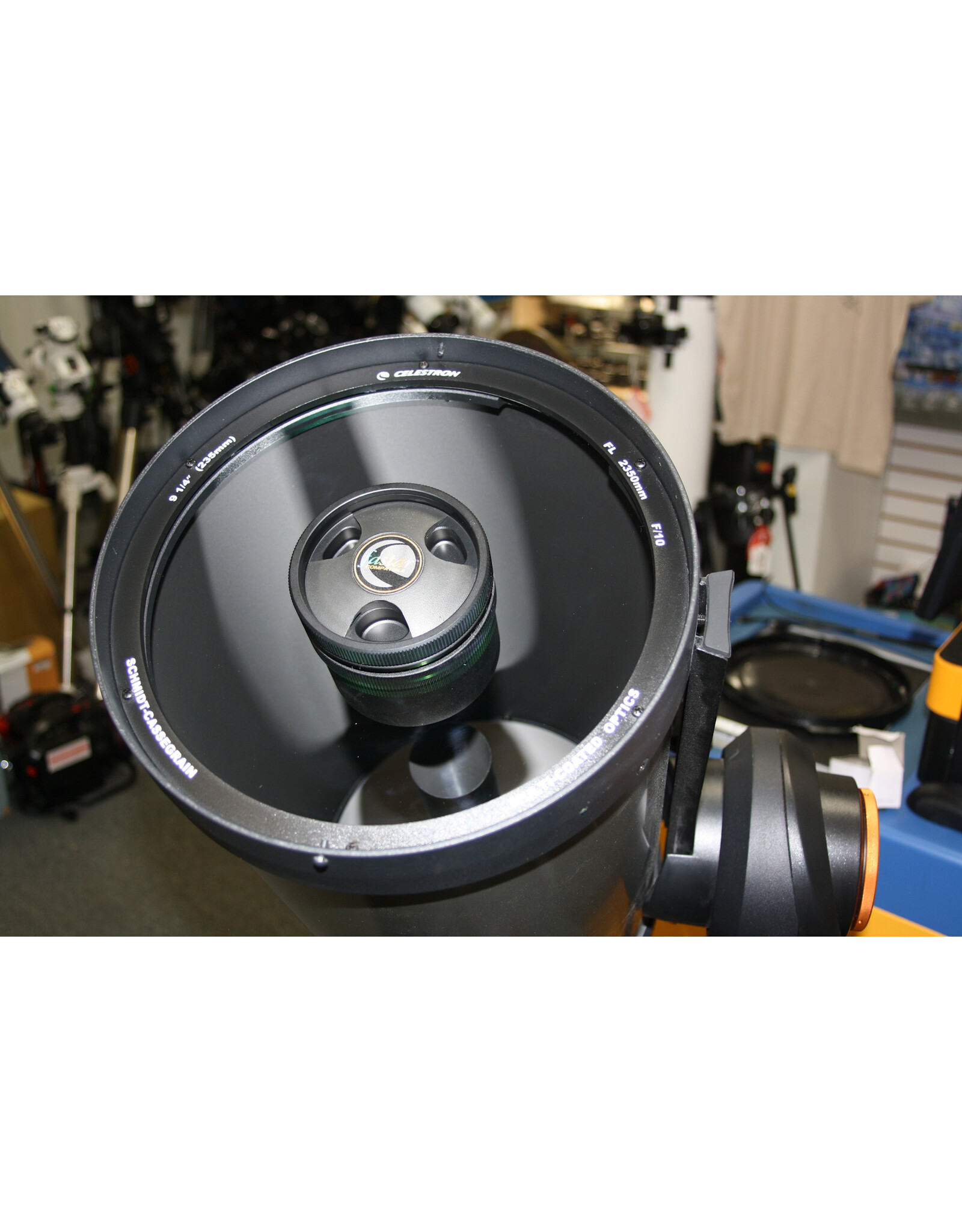Celestron Celestron 9.25 Evolution with Mount and Tripod (Pre-Owned)