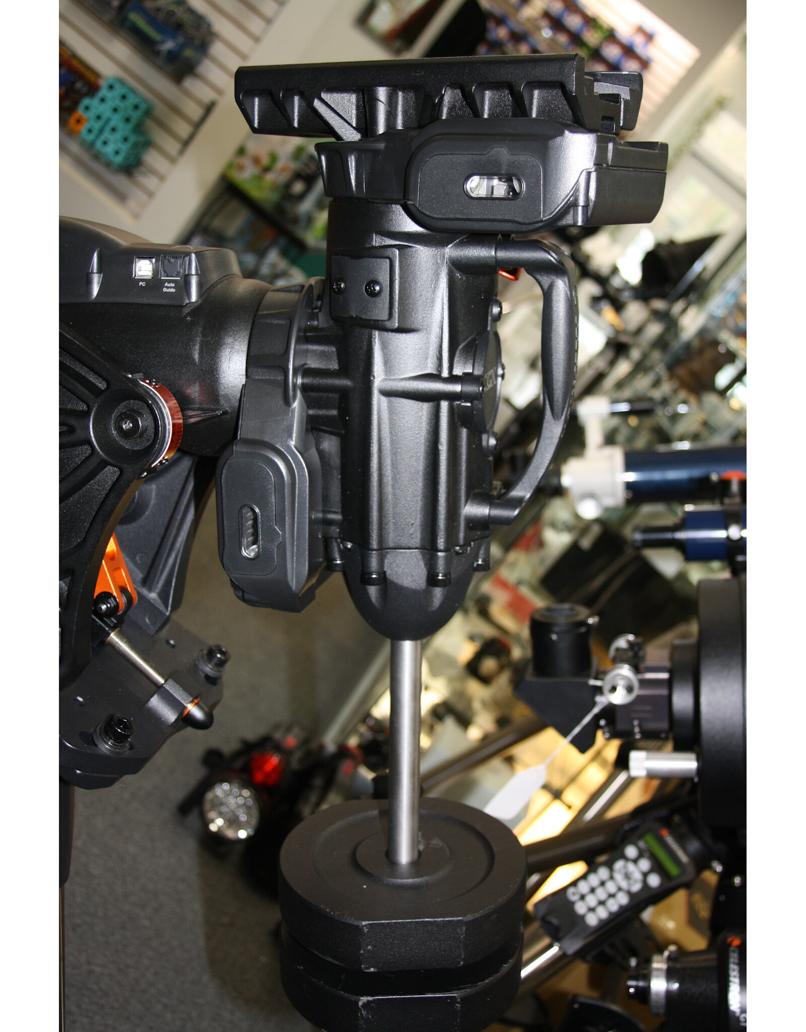 Celestron Celestron CGX Mount and Tripod with Hard Case (Pre-Owned)