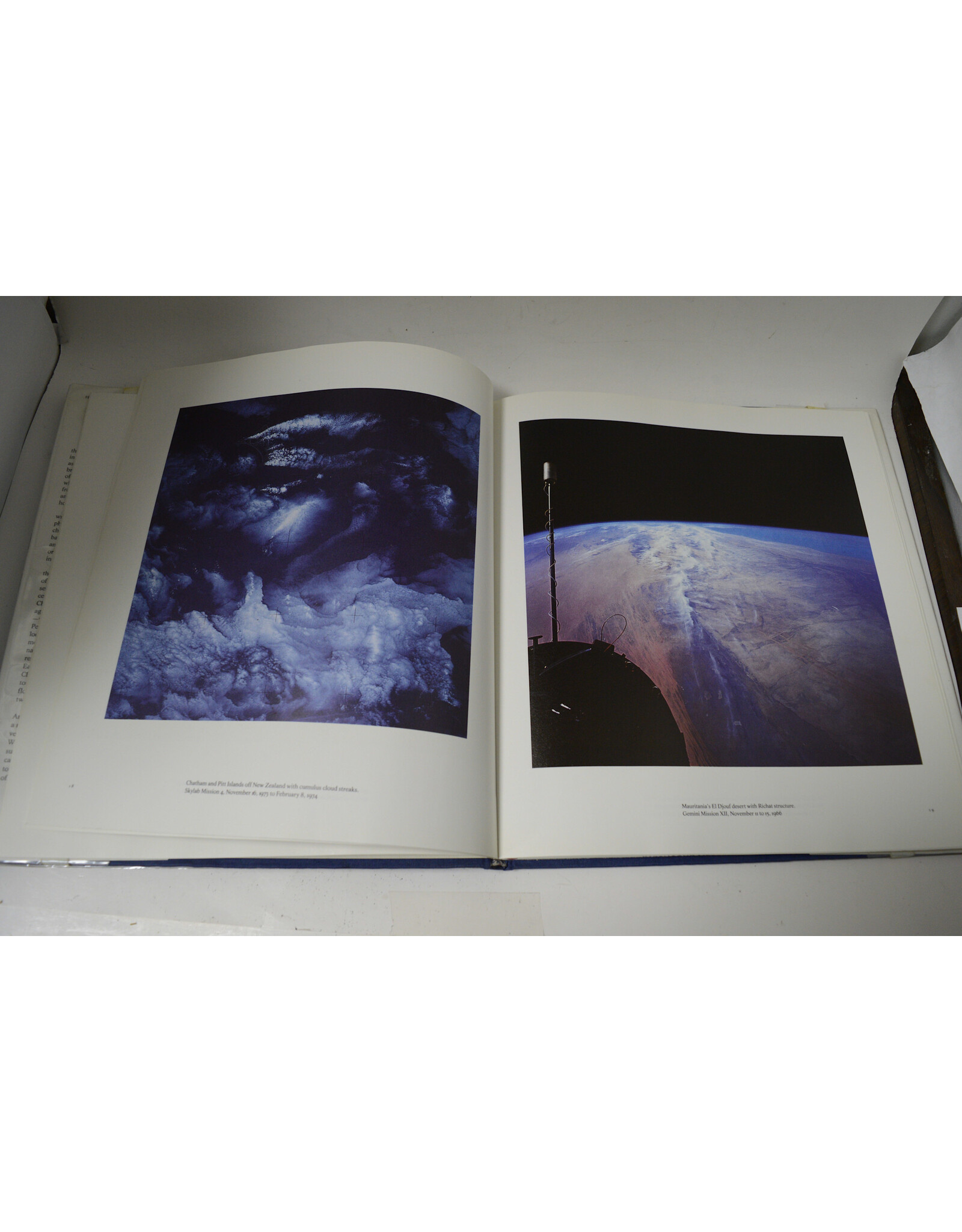 Sightseeing: A Space Panorama