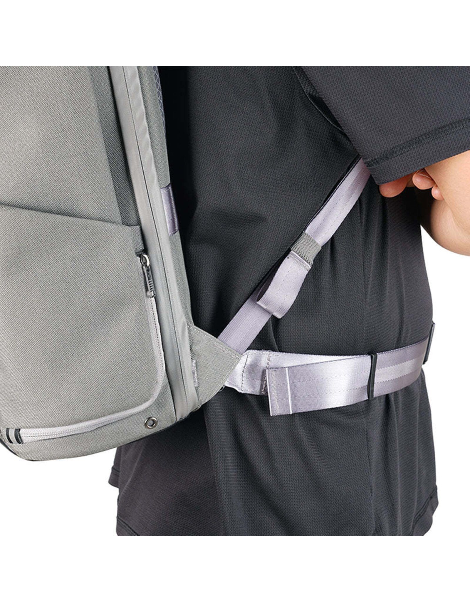 Vanguard Vanguard VEO CITY B42 Medium Camera Backpack w/ Pouch