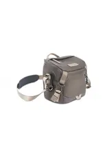 Vanguard Vanguard VEO GO 15M KG Camera Shoulder Bag – Compact Mirrorless Camera Bag