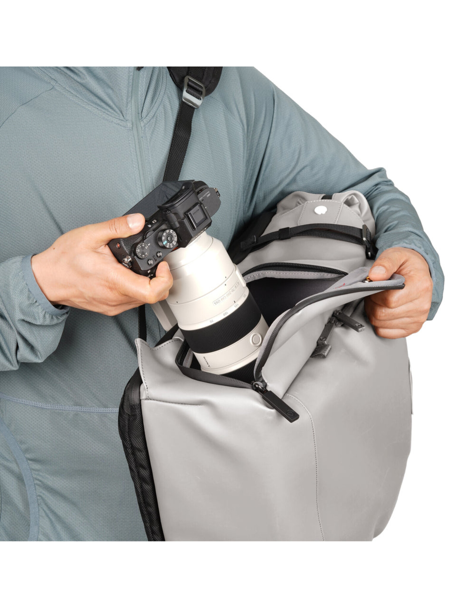 Vanguard Vanguard VEO Lite B30L Camera & Everyday Backpack