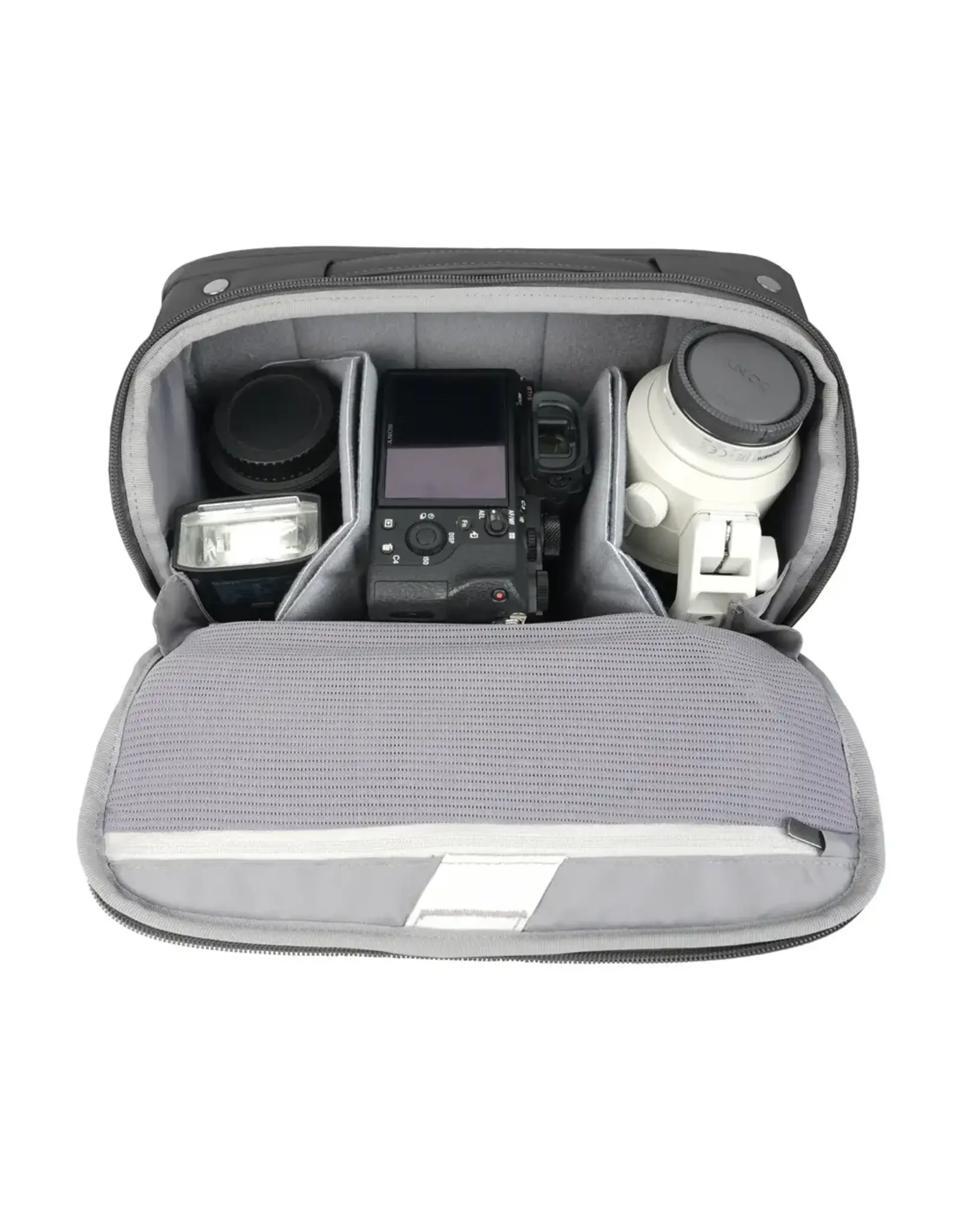 Vanguard Vanguard VEO Metro S7L Camera & Everyday Shoulder Bag