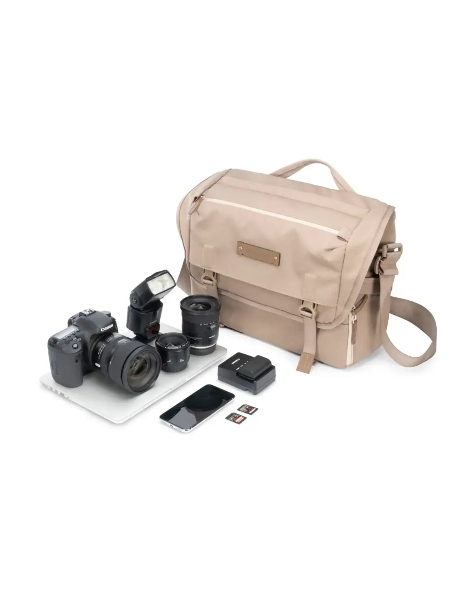 Vanguard Vanguard VEO RANGE 38 BG Messenger Camera Bag