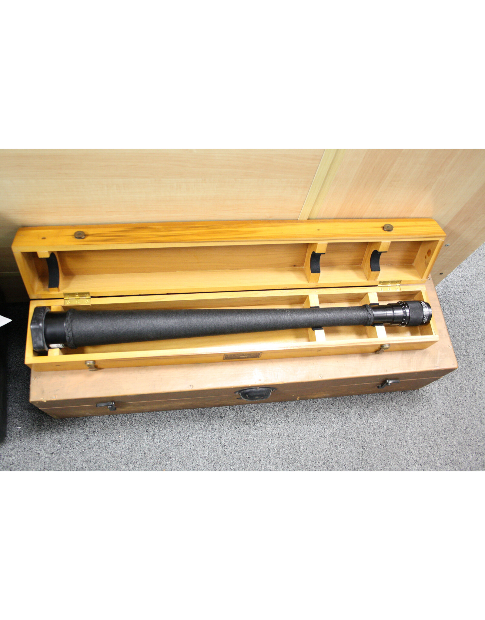 1943 US Navy Quartermaster Spyglass Mk II in wooden case (Pre-Owned)