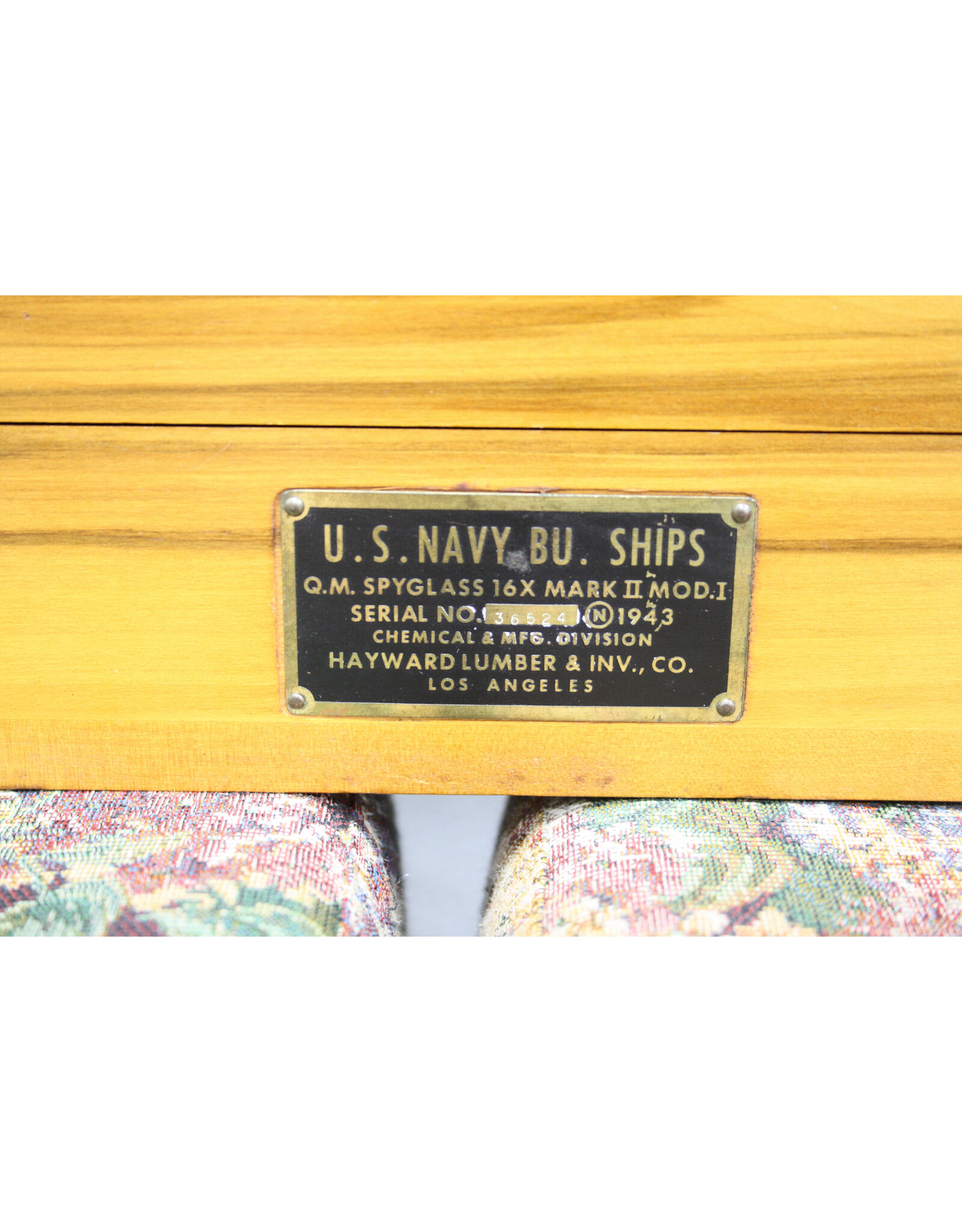 1943 US Navy Quartermaster Spyglass Mk II in wooden case (Pre-Owned)