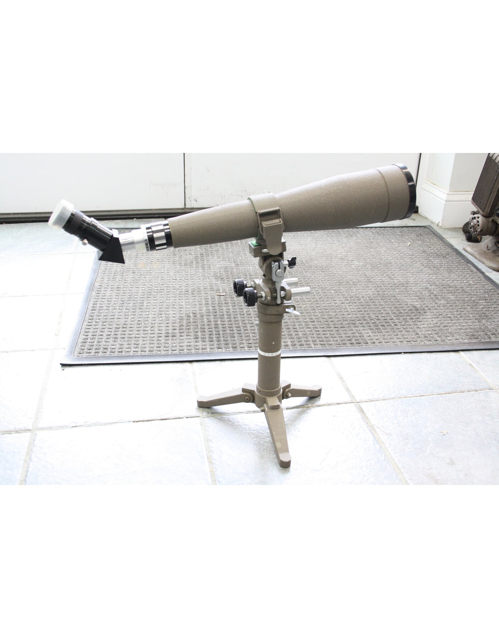 Unitron Unitron 80mm Spotting Scope (Pre-owned)