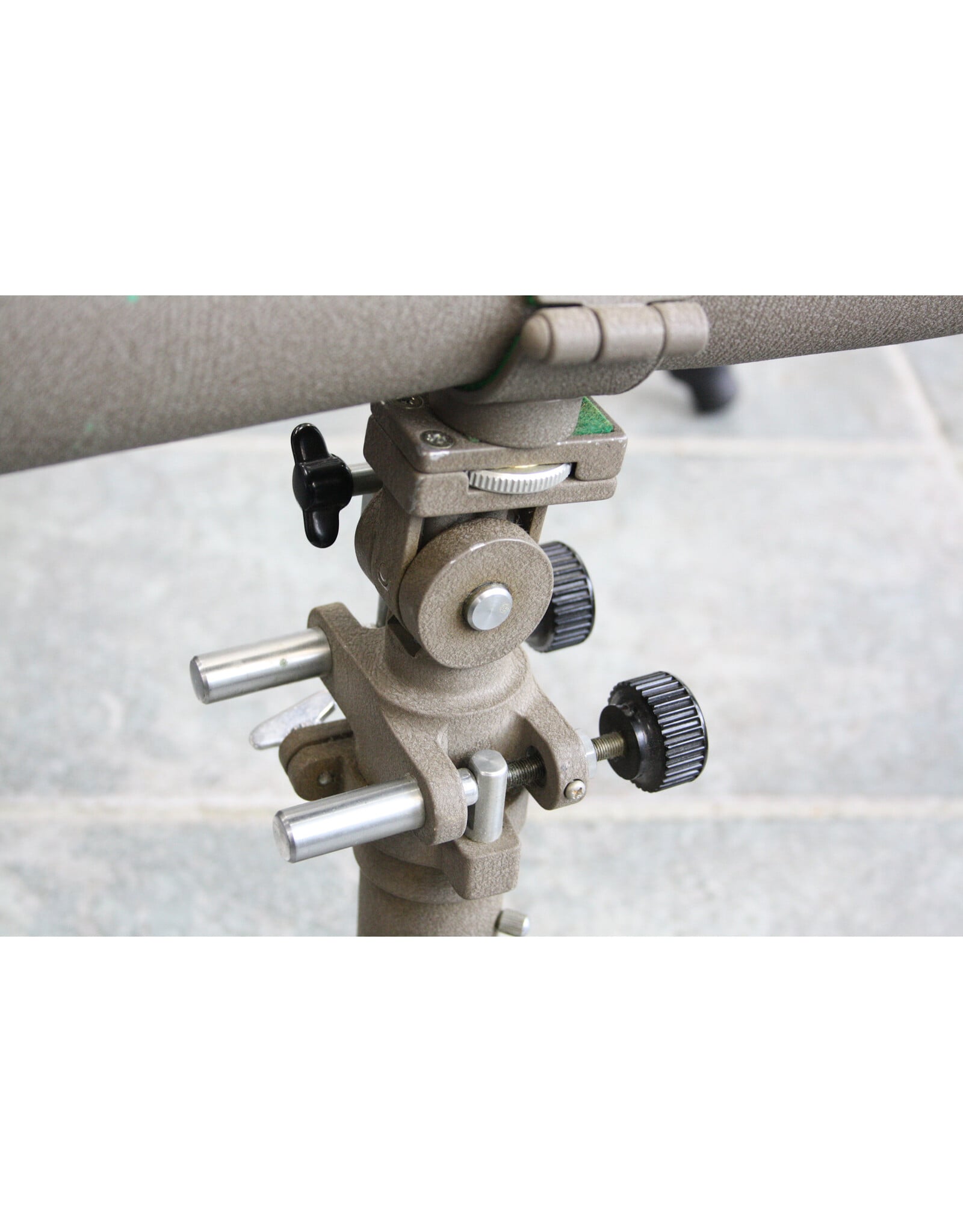 Unitron Unitron 80mm Spotting Scope (Pre-owned)
