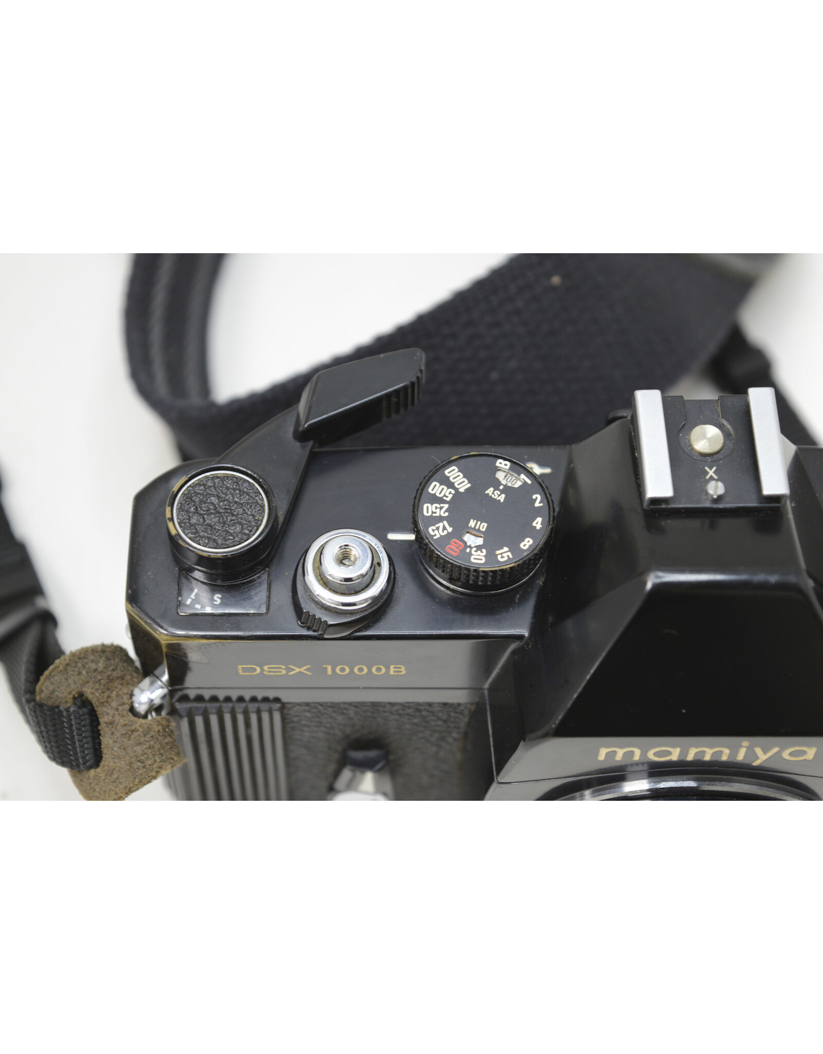 Mamiya Mamiya DSX 1000B (AS-IS-METER NG ) 35mm SLR Camera Body with Pentax Asahi Super-Takumar f/1.8 55mm Lens