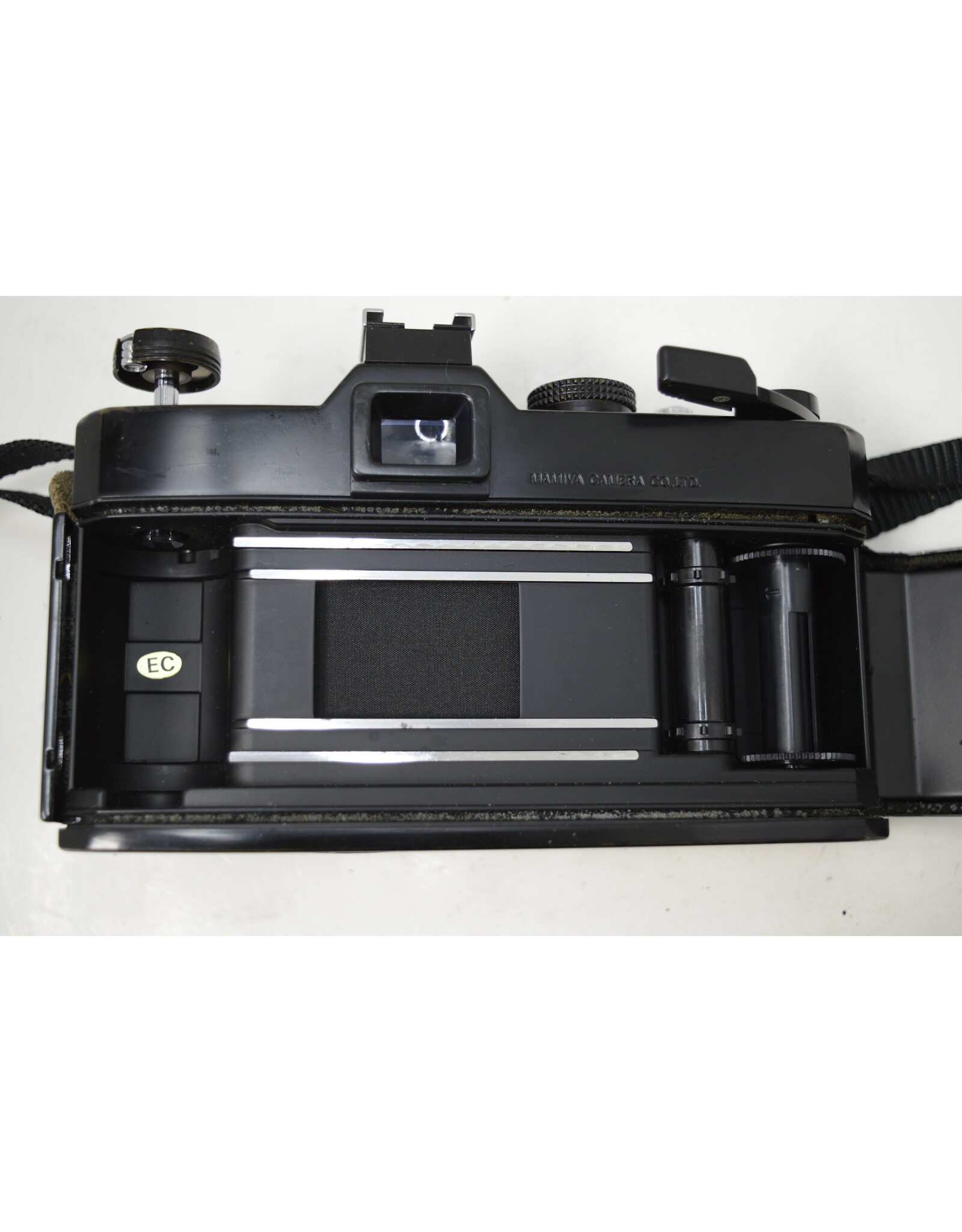 Mamiya Mamiya DSX 1000B (AS-IS-METER NG ) 35mm SLR Camera Body with Pentax Asahi Super-Takumar f/1.8 55mm Lens