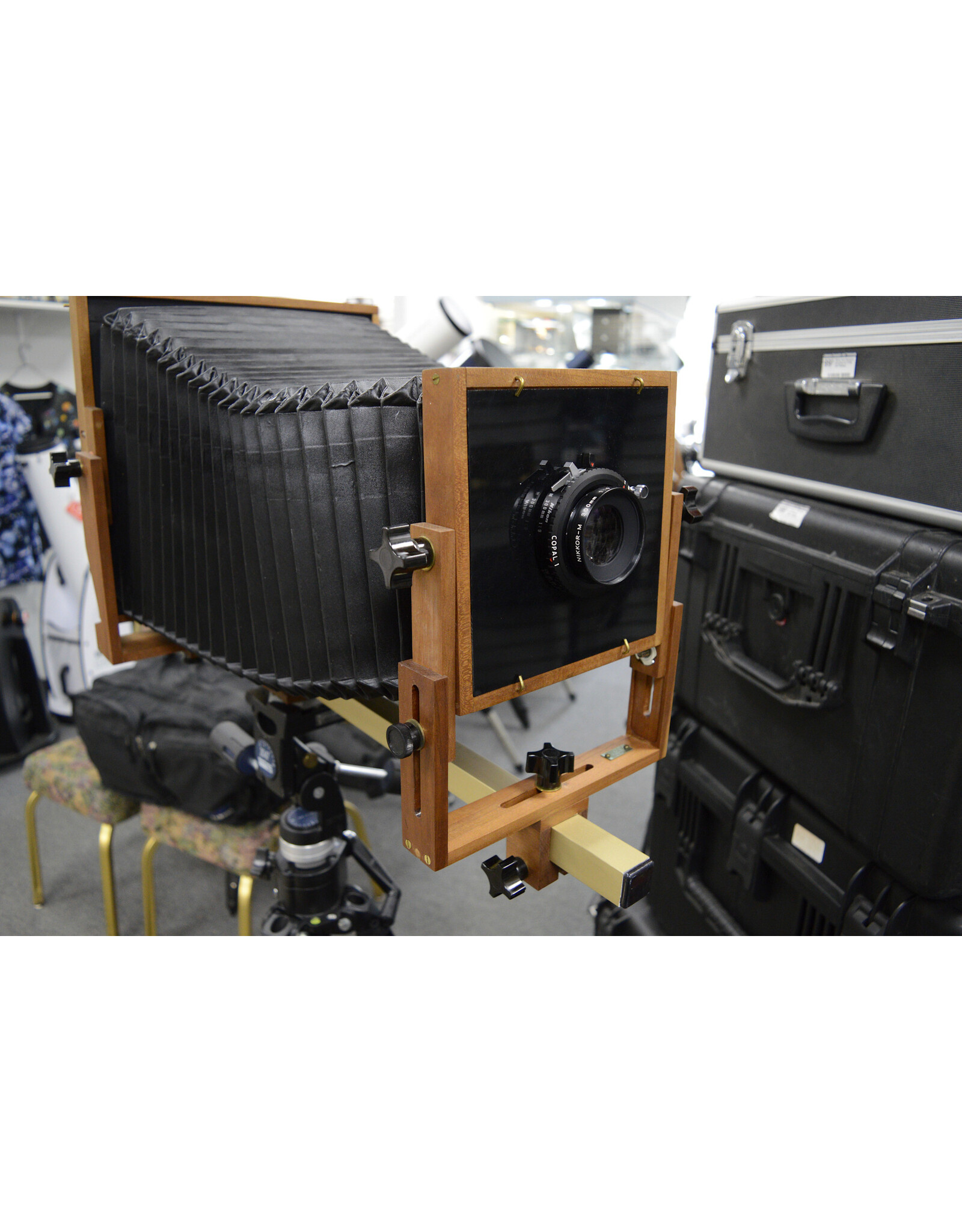 Bender [MINT!] Bender 8x10 View Camera Body Only  with Case , Film Holders and FRESH FILM LOADED! (Pre-owned)