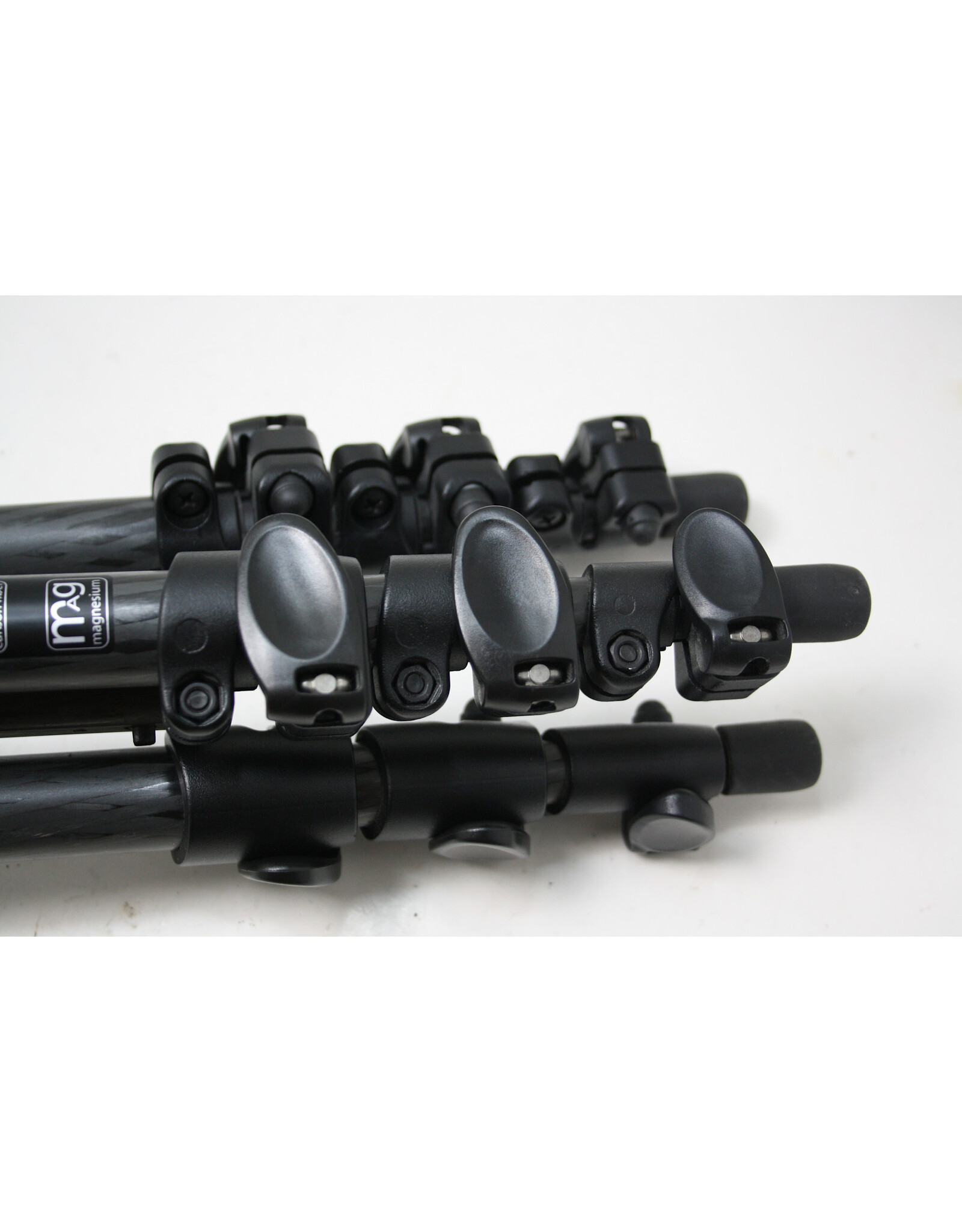 Bogen/Manfrotto Manfrotto 190CXPRO4 Carbon Fiber Tripod (OPEN BOX)