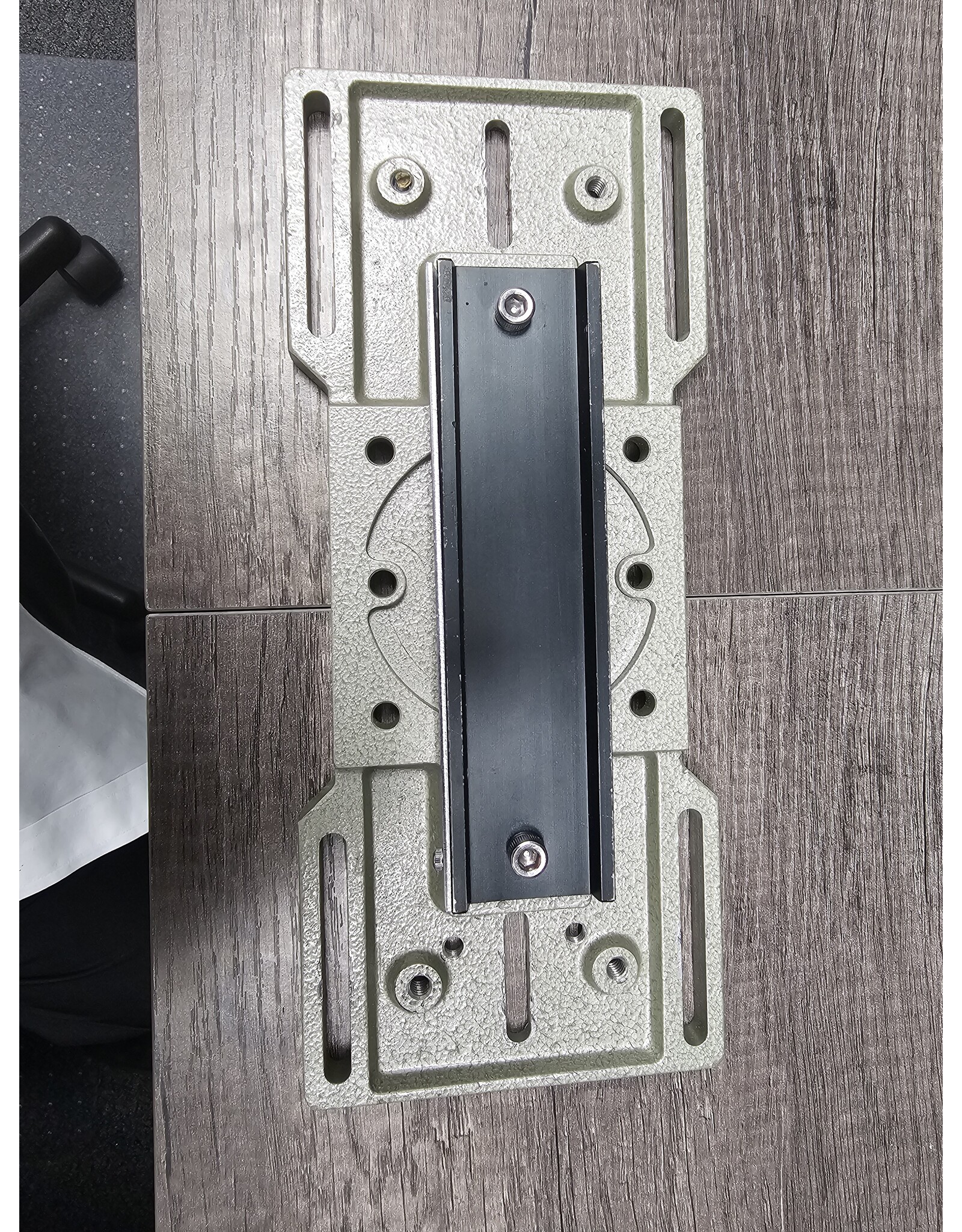 Orion/Vixen Vixen Mounting Plate for the Great Polaris or Super Polaris Mount (Pre-owned)