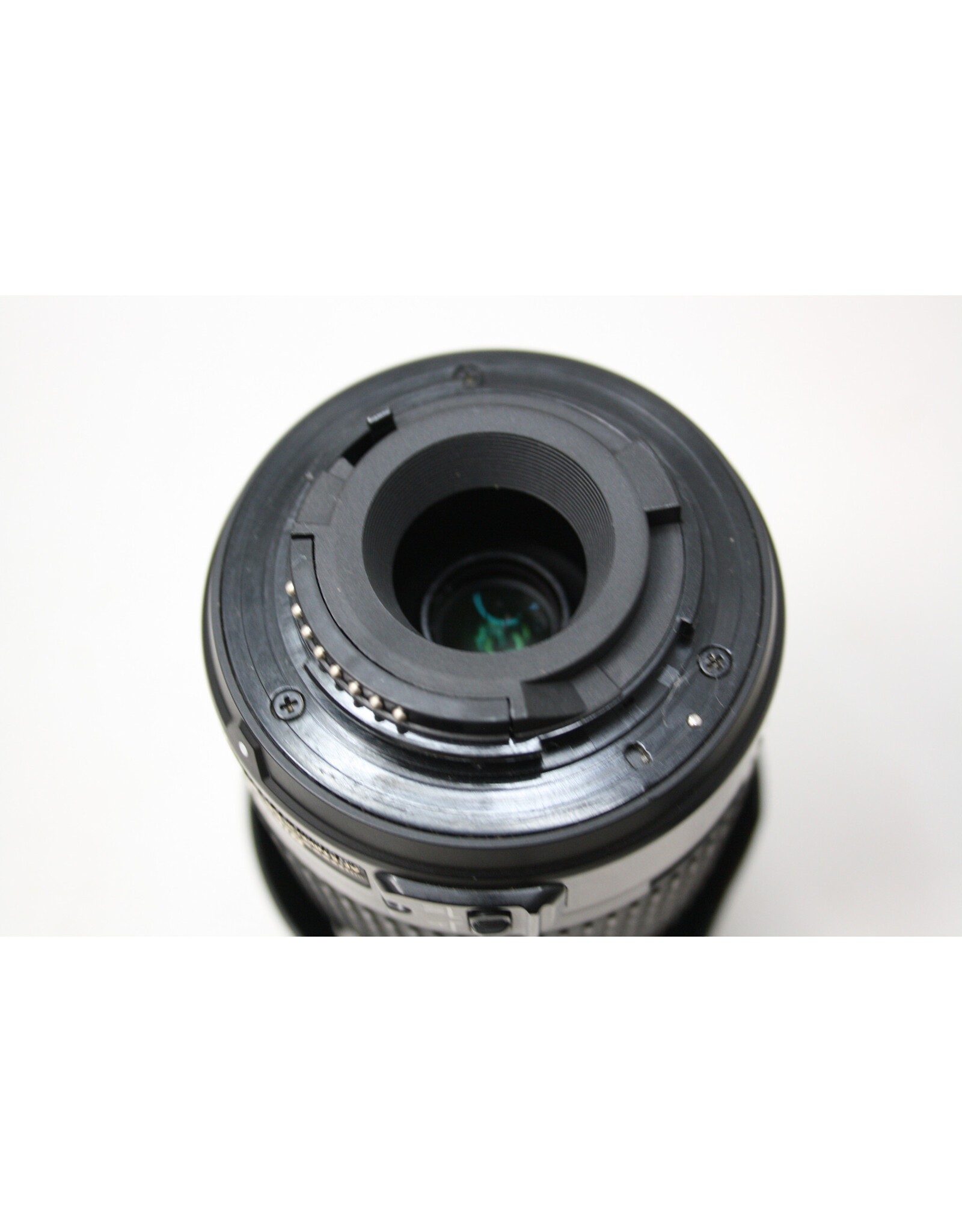 Nikon Nikon D40 Digital Camera with 18-55mm f/3.5-5.6 and 55-200mm f/4-5.6 (Pre-Owned)