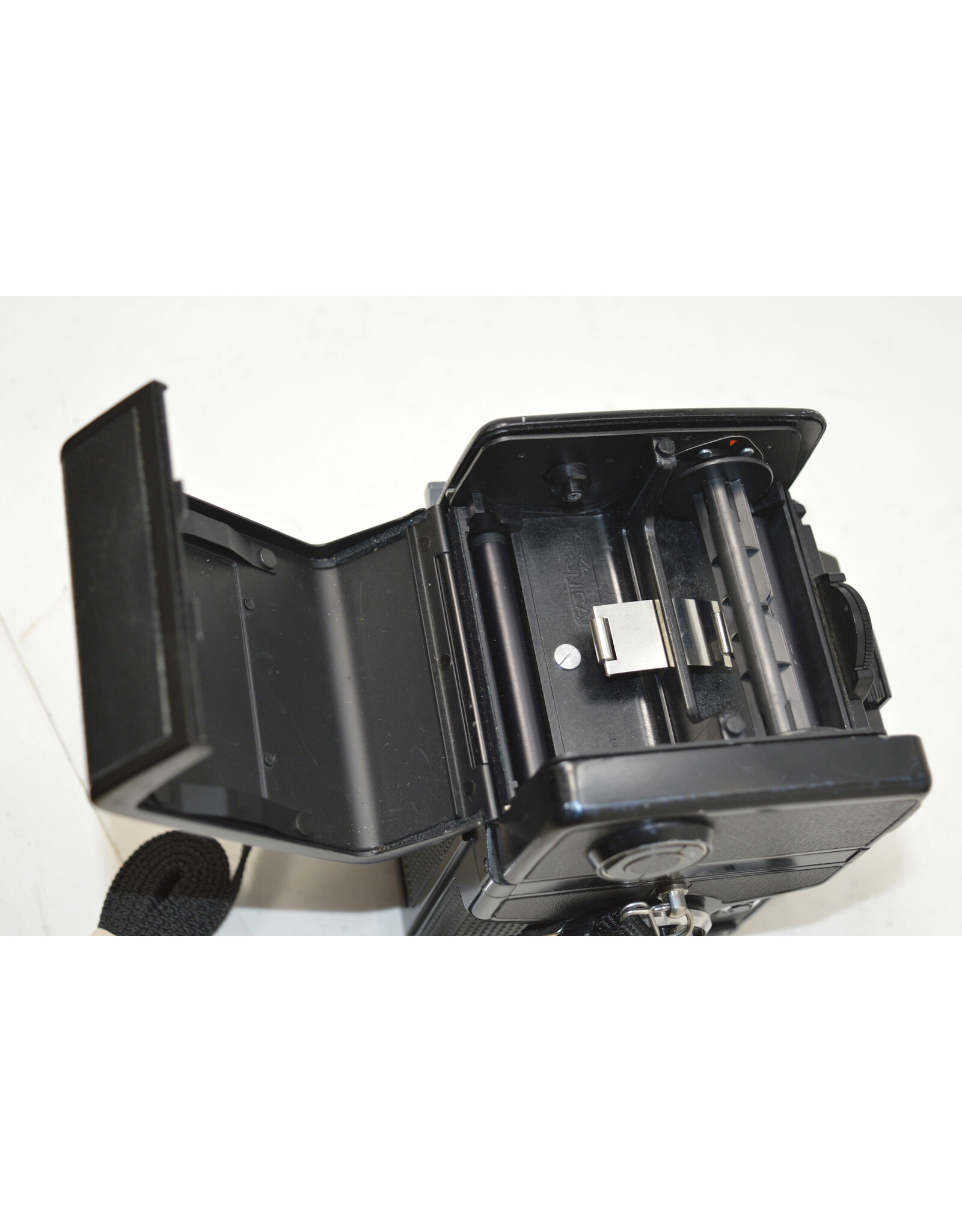 Bronica Zenza Bronica SQA with Waist level Finder and 120mm Back BODY ONLY (Pre-owned)