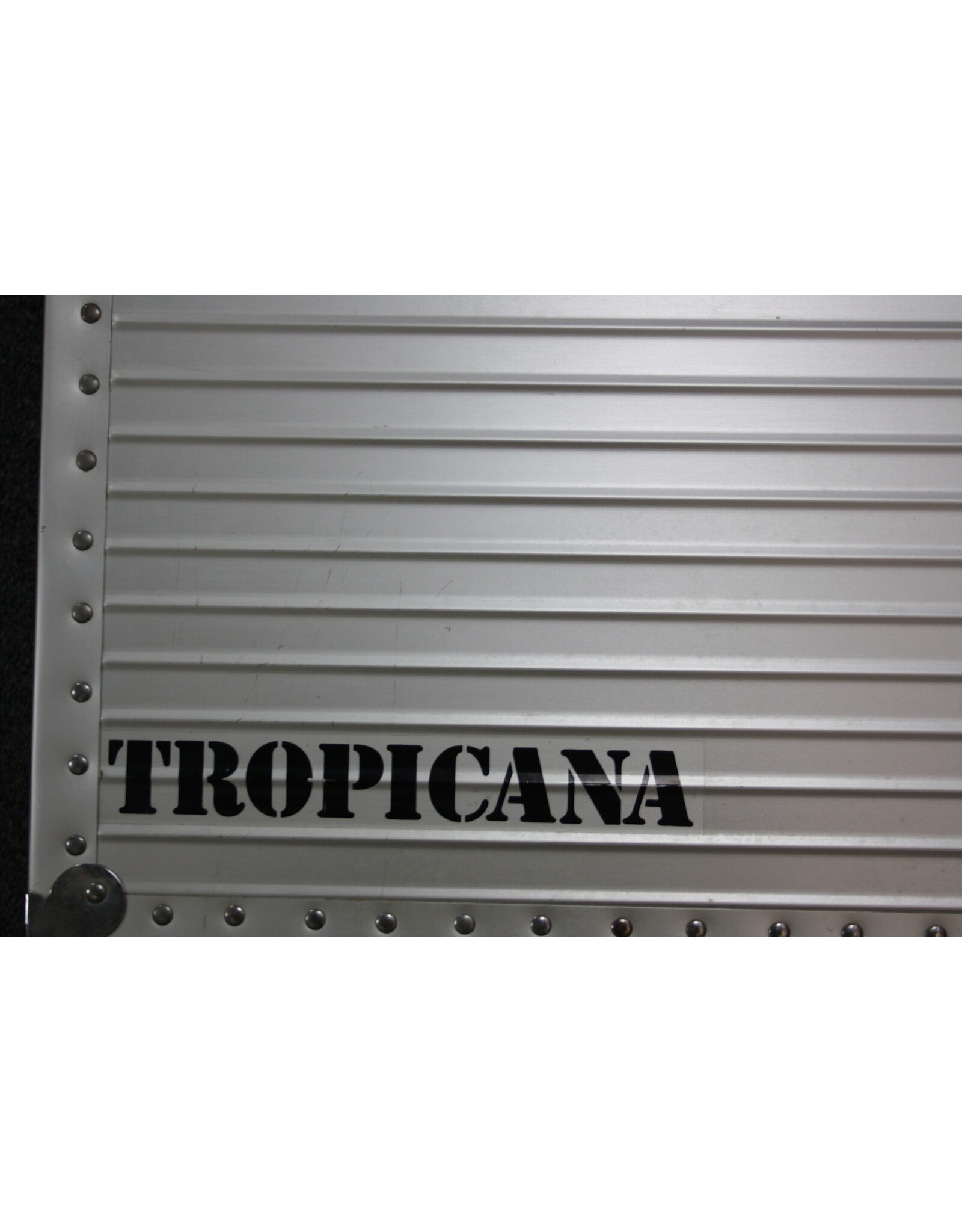 Rimowa Rimowa Tropicana Aluminum Hard Case 22x16x10in (Pre-Owned)