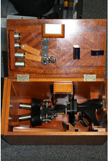 Carl Zeiss Antique  Carl Zeiss Jena  No. 61295 Stereo Microscope and original box with full eyepiece set (Pre-owned)