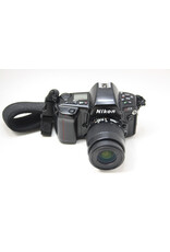 Nikon N90s 35mm Film SLR with Nikkor AF 35-80mm f4-5.6D Lens (Pre-owned)
