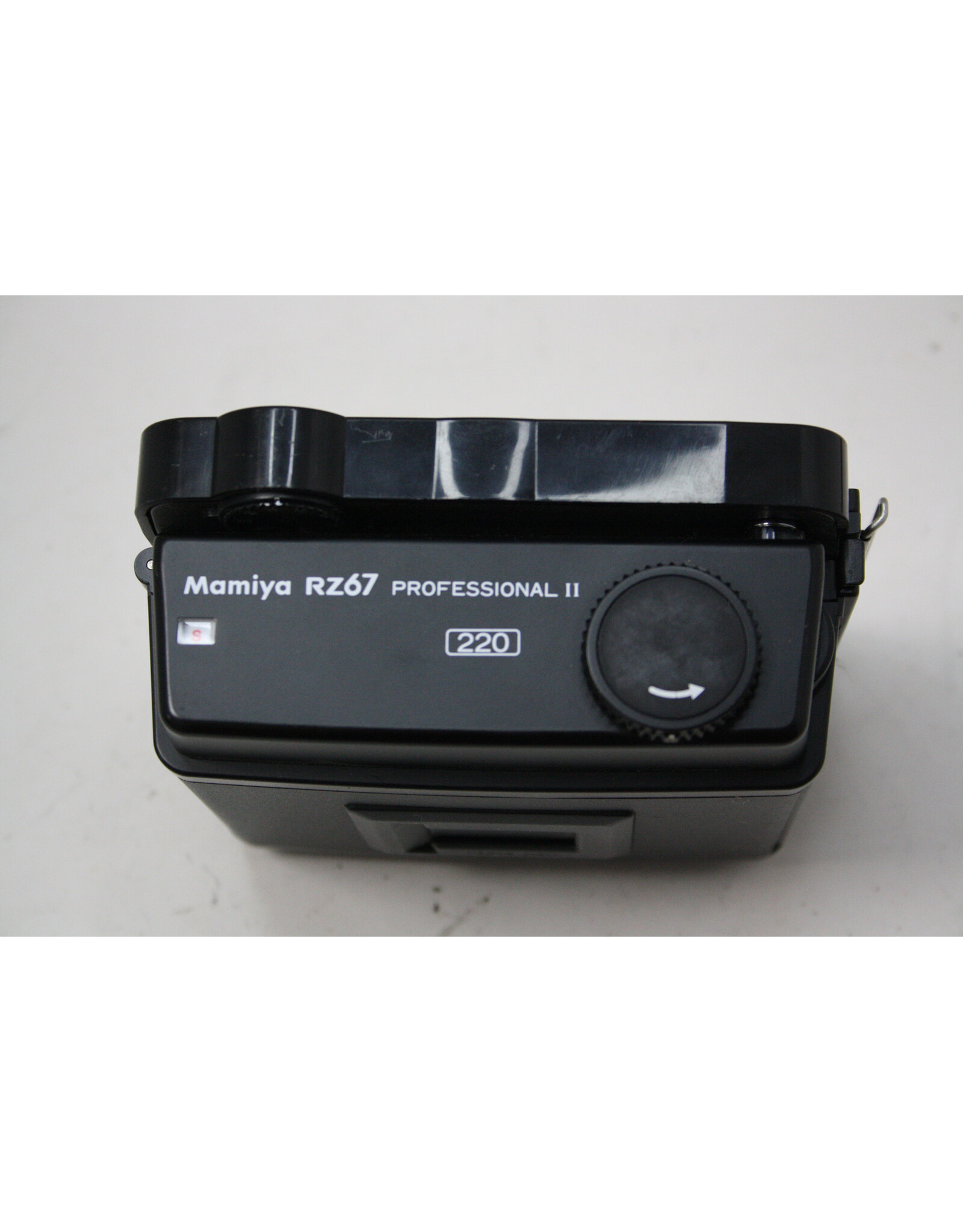 Mamiya Mamiya RZ67 Medium Format SLR Camera with AE Prism finder , Waist Level Finder, 120 and 220 Back