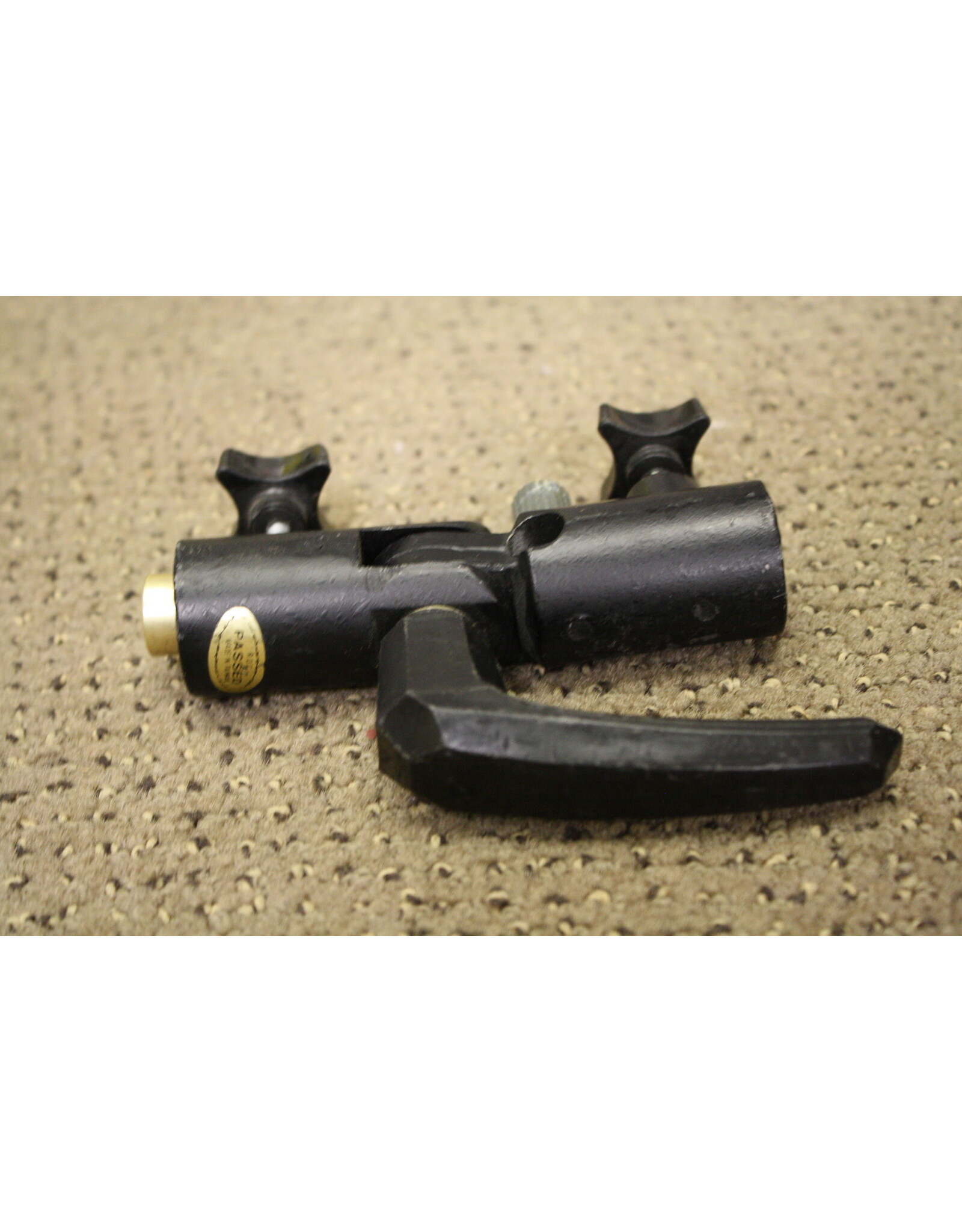 Bounce Flash Umbrella Bracket (Pre-owned)
