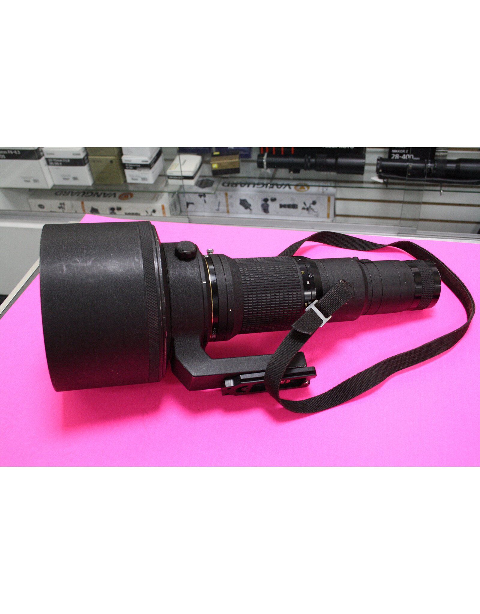 Nikon Nikon Nikkor * 600mm F/4 ED Telephoto Lens (AS-IS) LENS DAMAGE