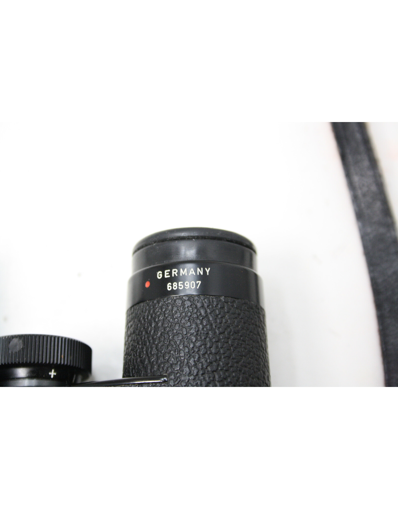 Leitz Leica Leitz Trinovid 8x32 Binoculars 150m/1000m Germany Wetzlar with original Case