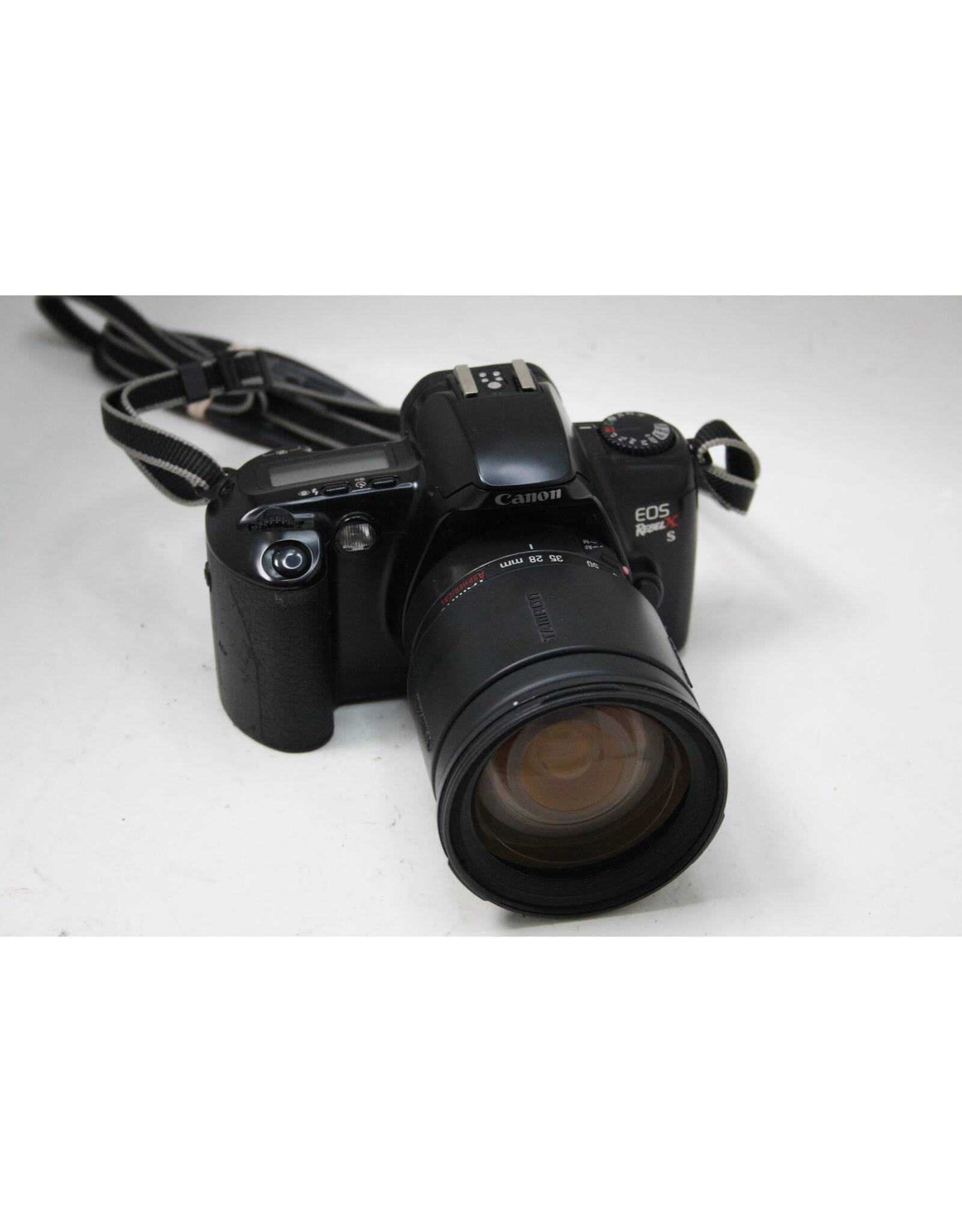 Canon Canon EOS Rebel XS Film Camera  with Tamson 28-200mm Lens (Pre-owned)
