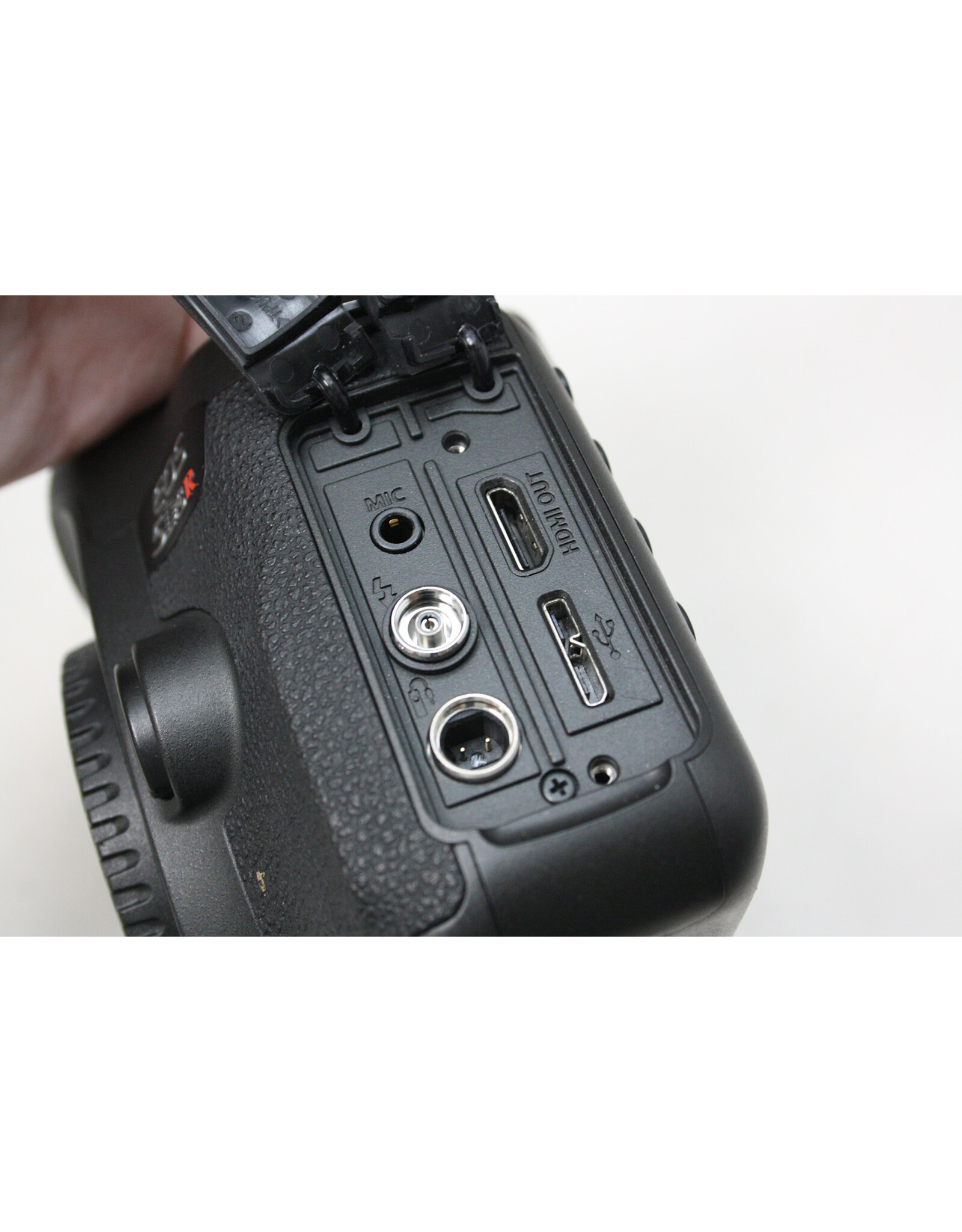 Canon Canon EOS 5DsR 50.6MP FULL FRAME Digital SLR Camera Body Only(Pre-Owned)