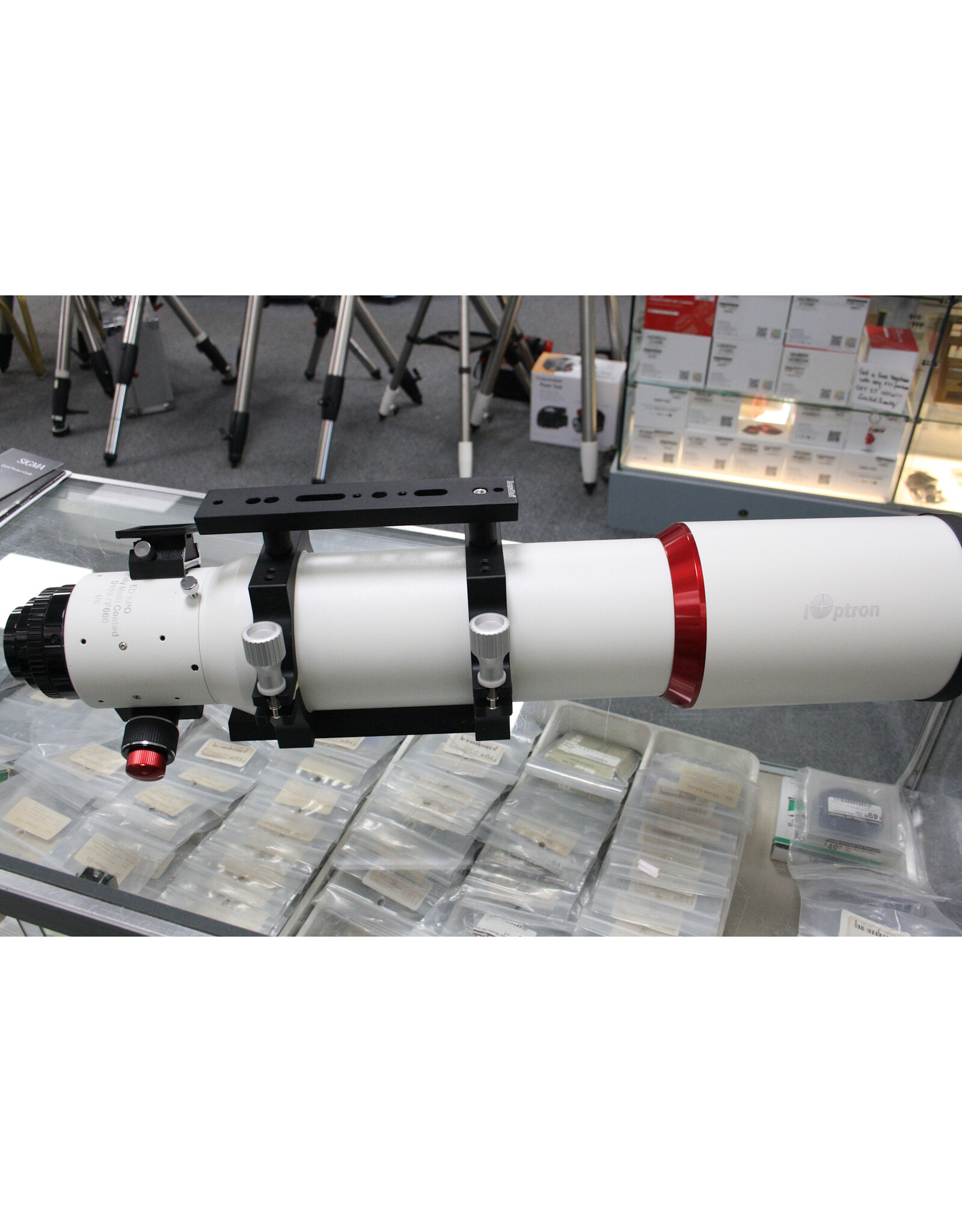 iOptron IOptron Versa 108 Doublet ED APO Refractor with Case (Pre-owned)