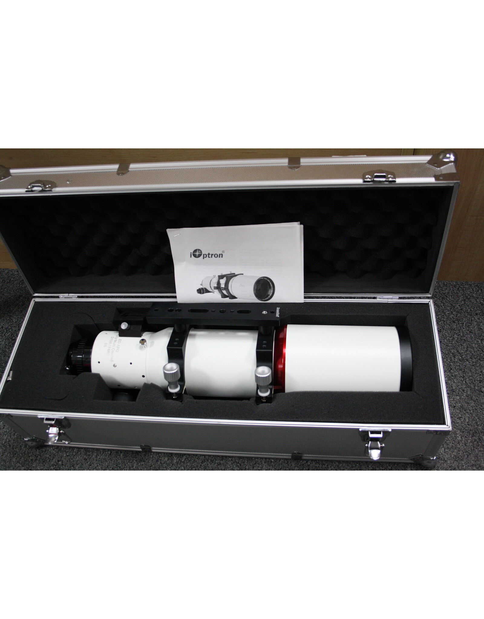 iOptron IOptron Versa 108 Doublet ED APO Refractor with Case (Pre-owned)
