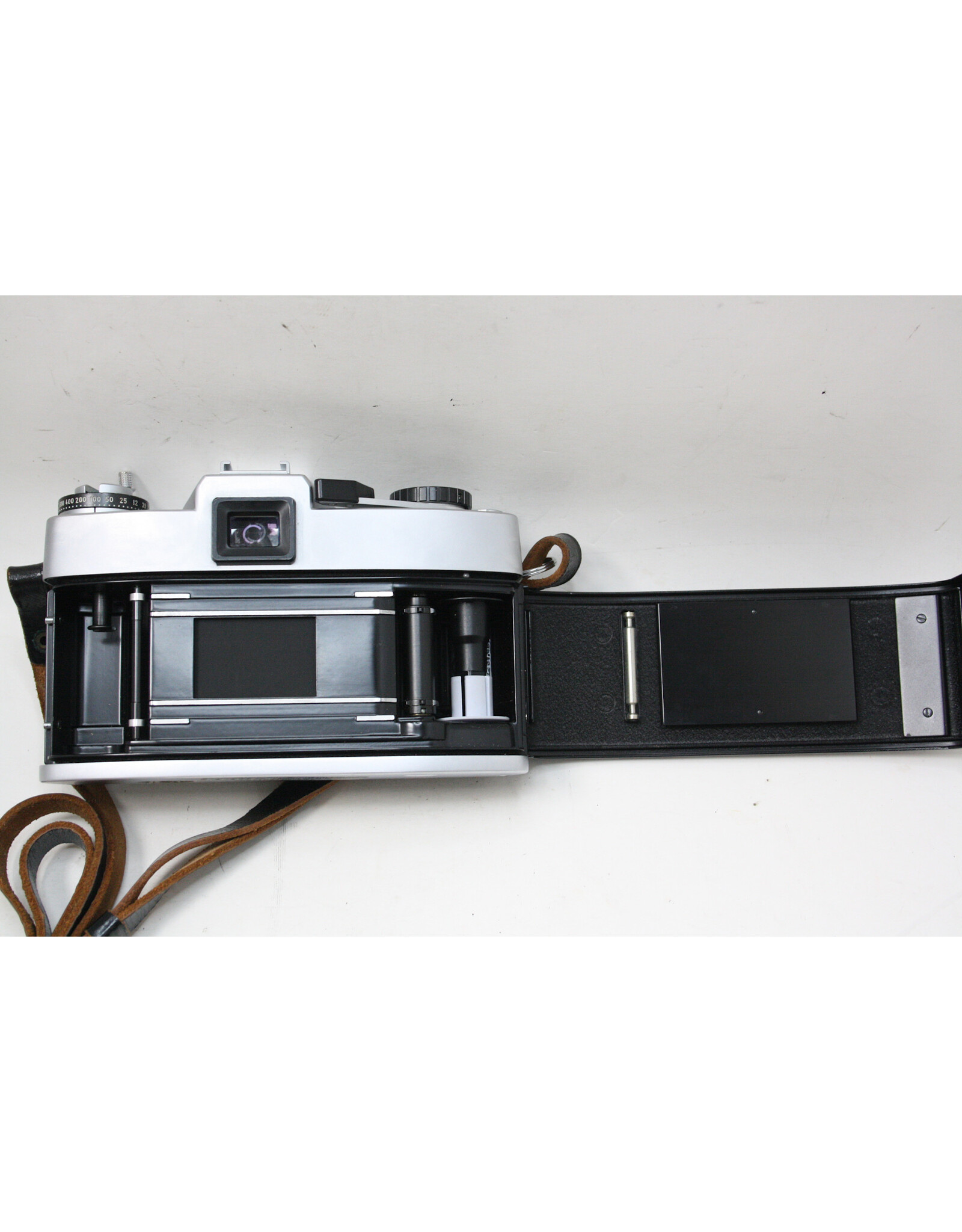 Leitz Leica Leicaflex SL Chrome SLR Film Camera Body with Original Leitz Carry Bag - PLEASE READ