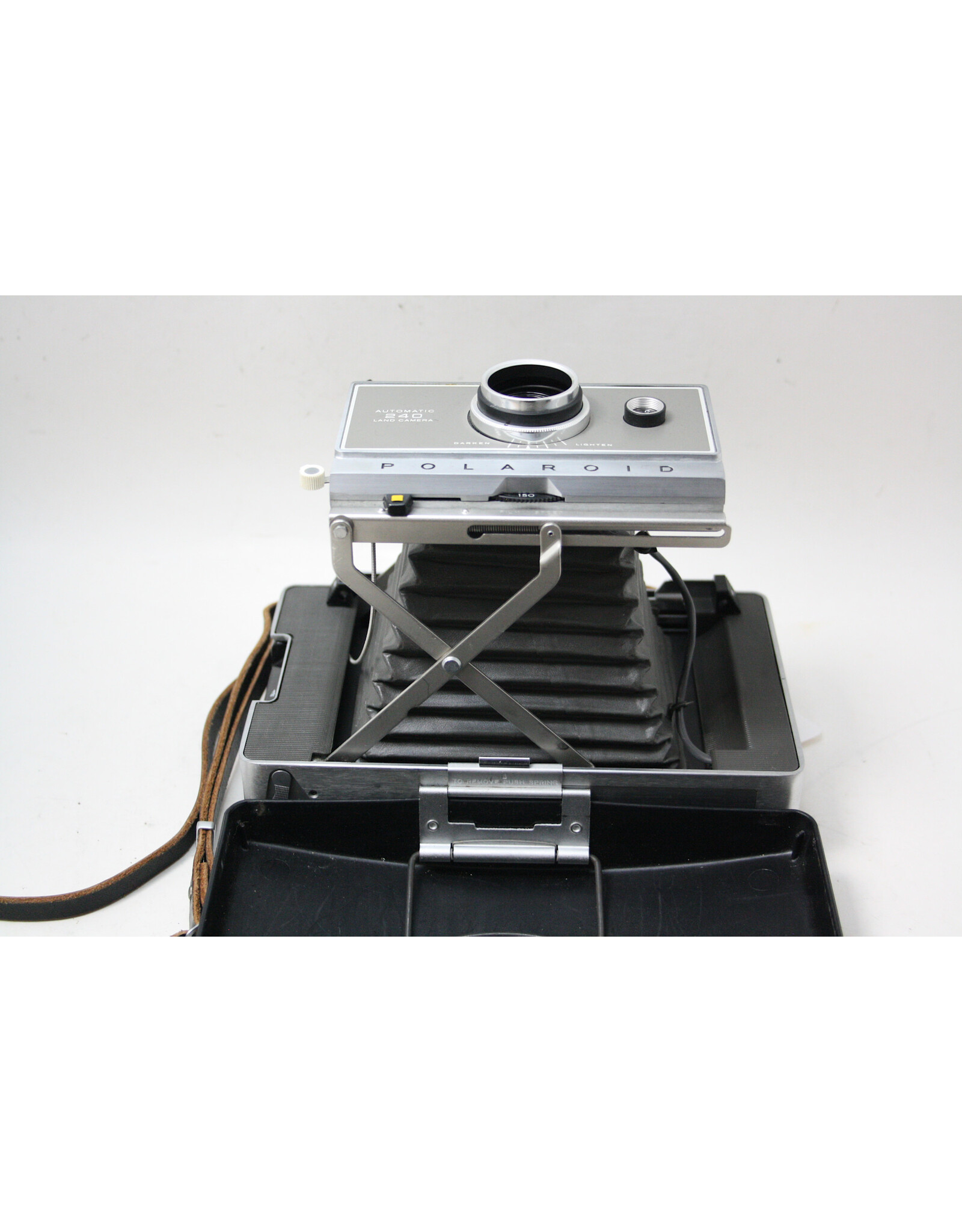 Polaroid Polaroid Automatic 240 Land Camera with Case and Accessoires | UNTESTED
