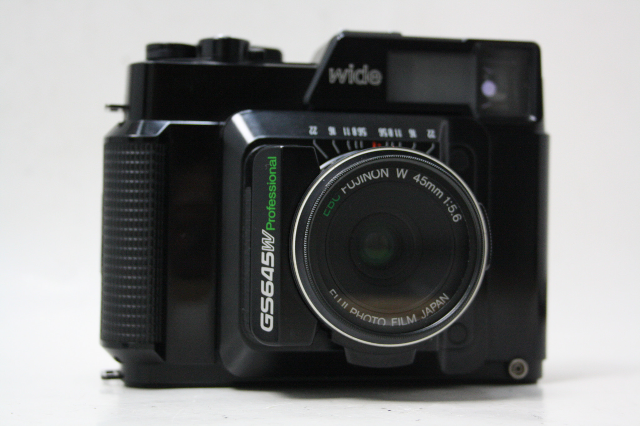 FUJICA GS645W 中判フィルムカメラ Fujica GS645W Professional Wide EBC W 45mm f/5.6 Lens (Pre-owned