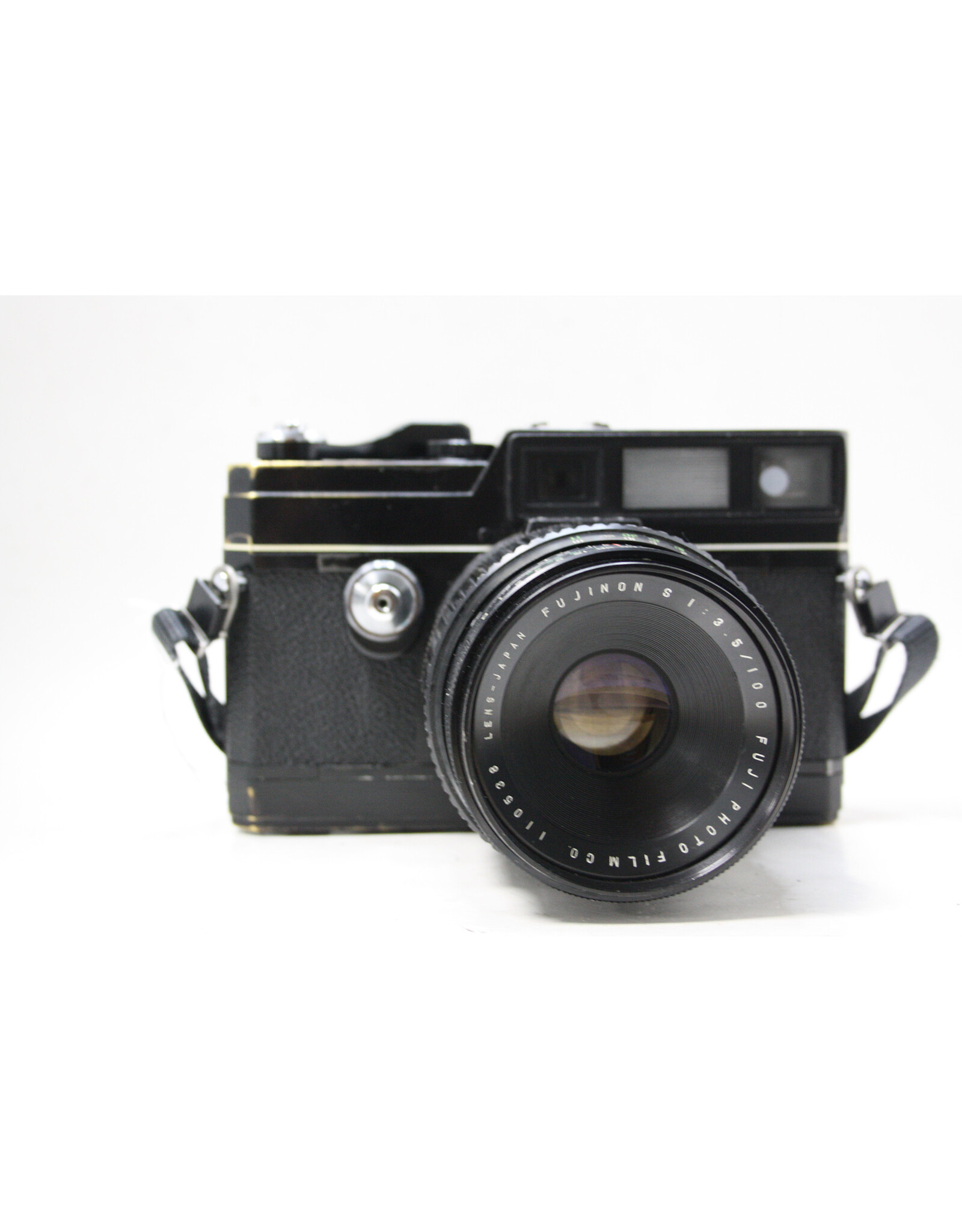 FUjica Fujica GL690 6x9 Rangefinder Film Camera with Fujinon 100mm F/ 3.5 Lens (Pre-Owned)