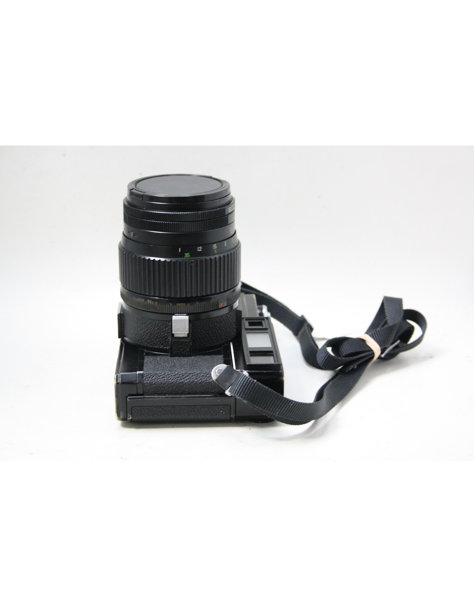 FUjica Fujica GL690 6x9 Rangefinder Film Camera with Fujinon 100mm F/ 3.5 Lens (Pre-Owned)