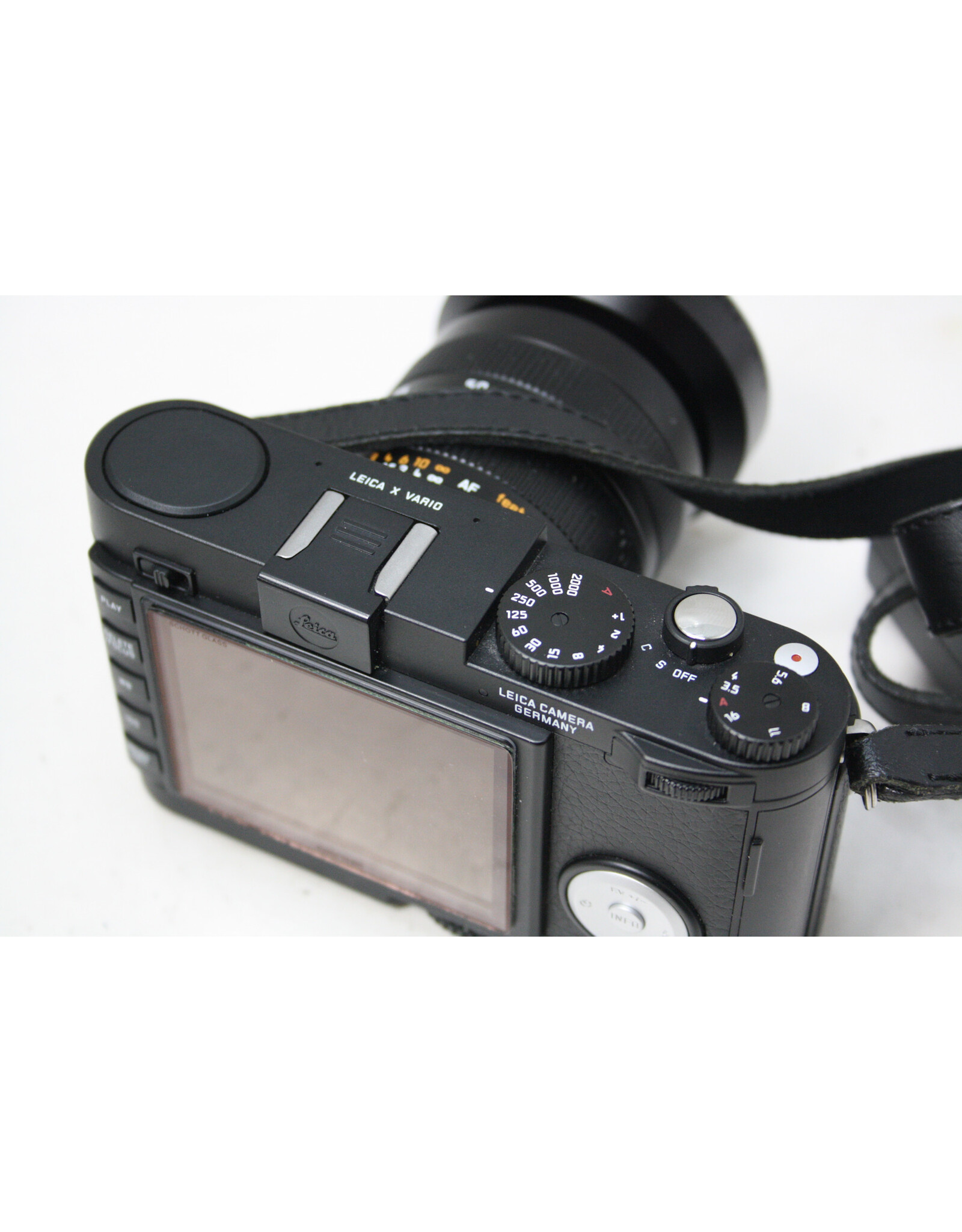 Leica X Vario Compact Digital Camera w/ Vario Elmar 28-70 mm f/3.5-6.4 ASP (Pre-owned)