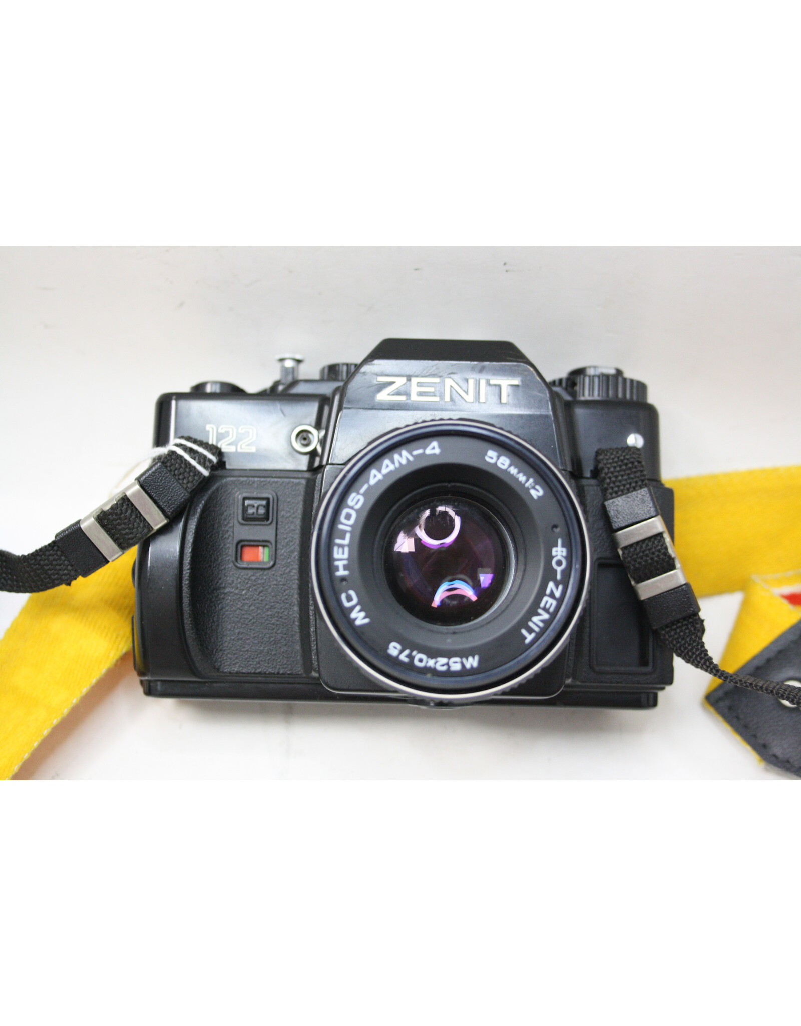 Zenit Zenit 122 35mm Film Camera with Helios-44m-4 58mm F/ 1.2 Lens (Pre-Owned)