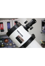 Meade White Meade Newtonian D=114 mm  F=1000mm f/8.8   w/ manual mount, tripod, and finder