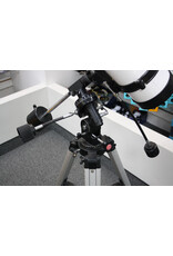 Meade White Meade Newtonian D=114 mm  F=1000mm f/8.8   w/ manual mount, tripod, and finder