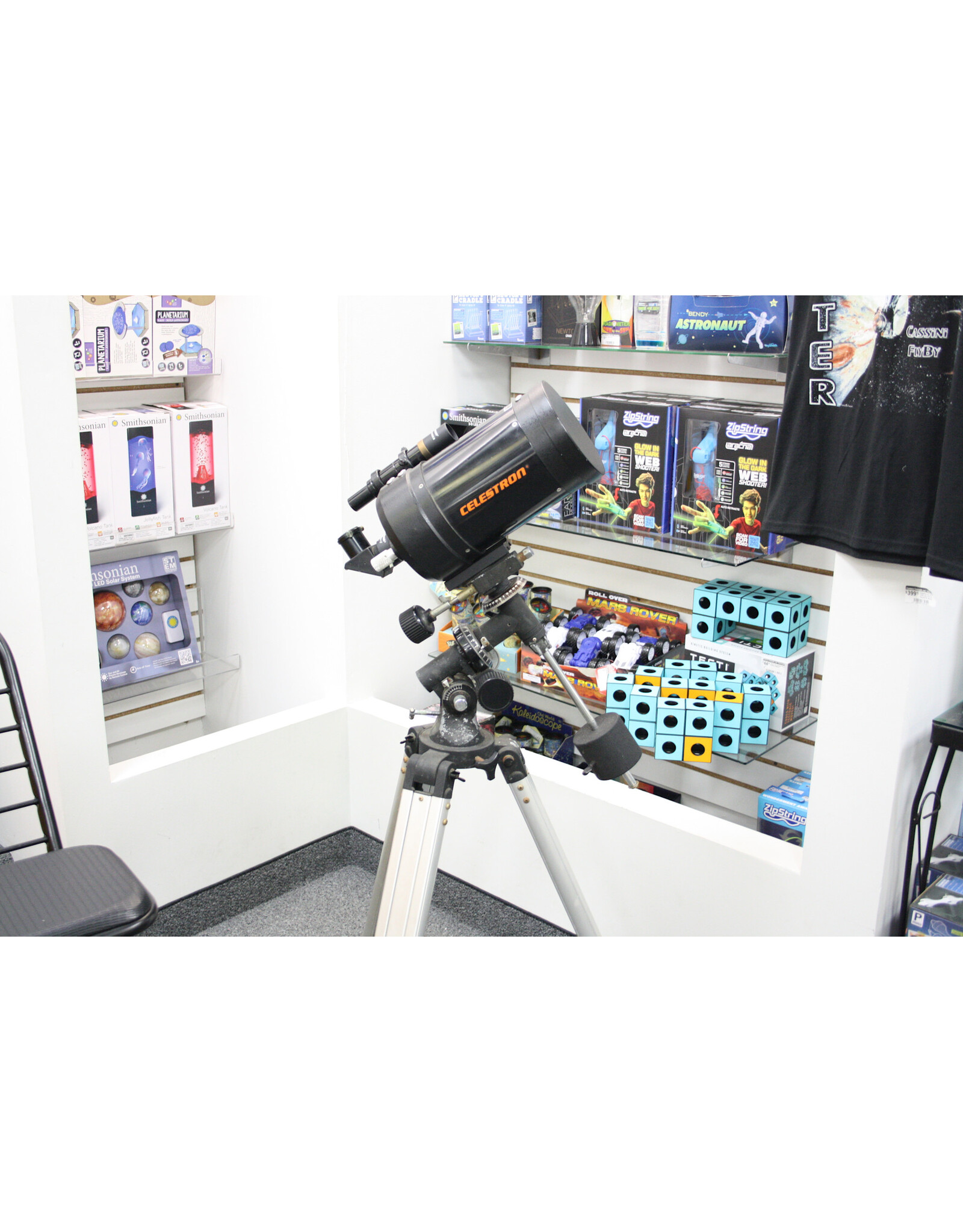 Celestron Celestron C5  SCT 1250 mm f/10 w/ Equatorial Mount ,tripod and finderscope  (Pre-owned)