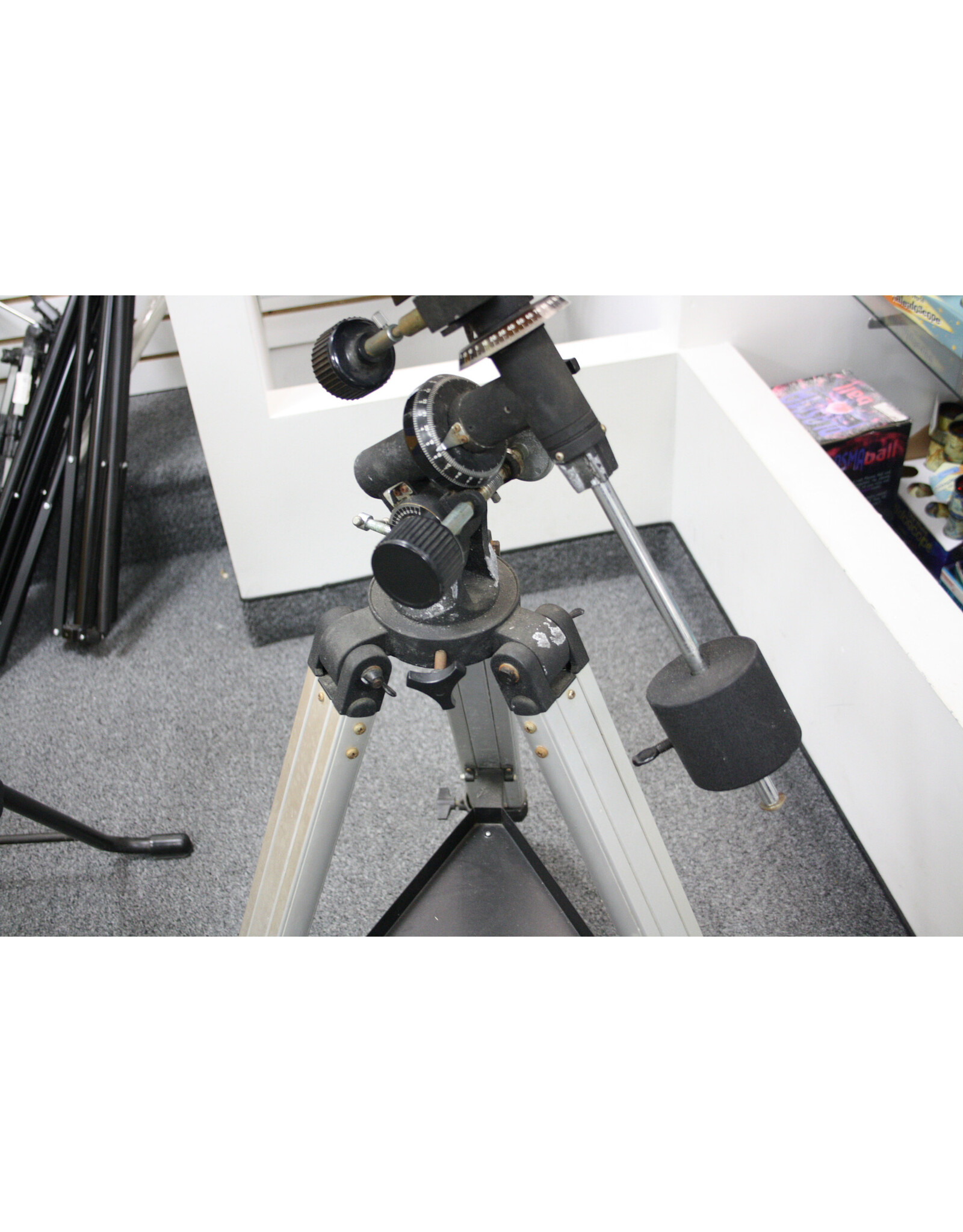 Celestron Celestron C5  SCT 1250 mm f/10 w/ Equatorial Mount ,tripod and finderscope  (Pre-owned)