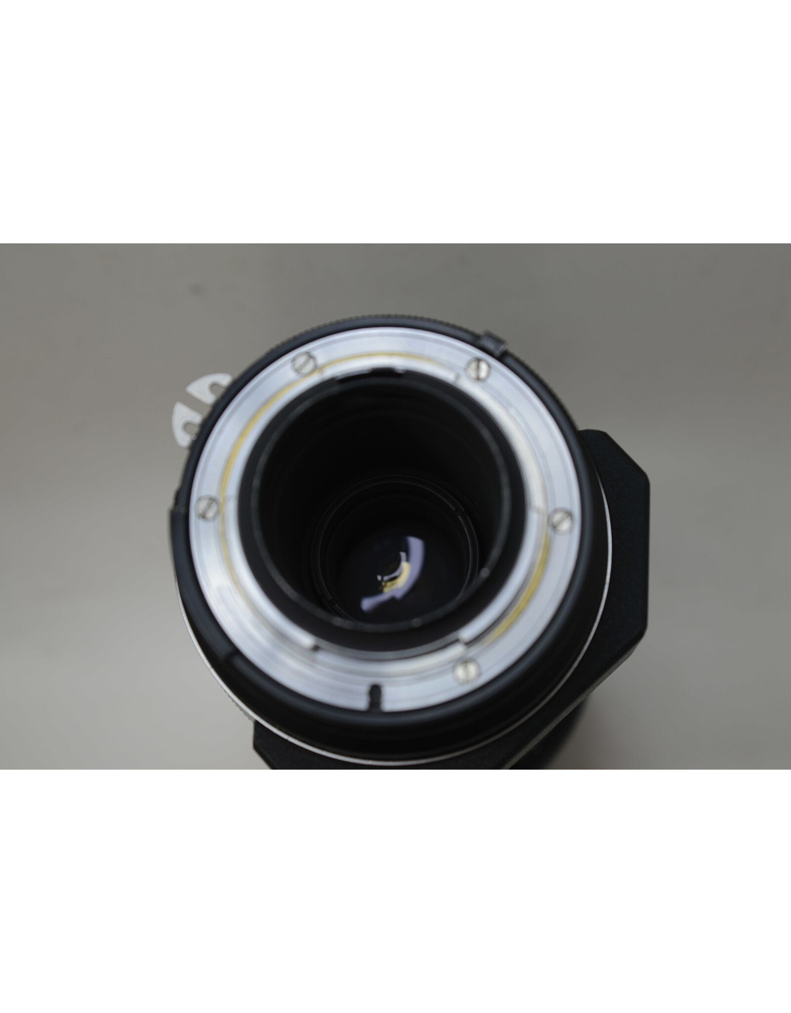 Nikon Nikon 300mm f/4.5 NIKKOR-H Auto Ai Manual Focus Lens (Pre-owned)