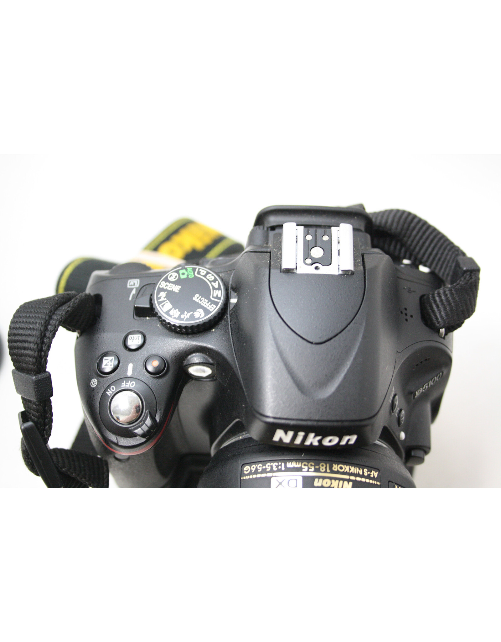 Nikon Nikon D5100 16.2 MP Digital Camera Black Body w/ AF-S DX 18-55mm VR Lens (Pre-owned)