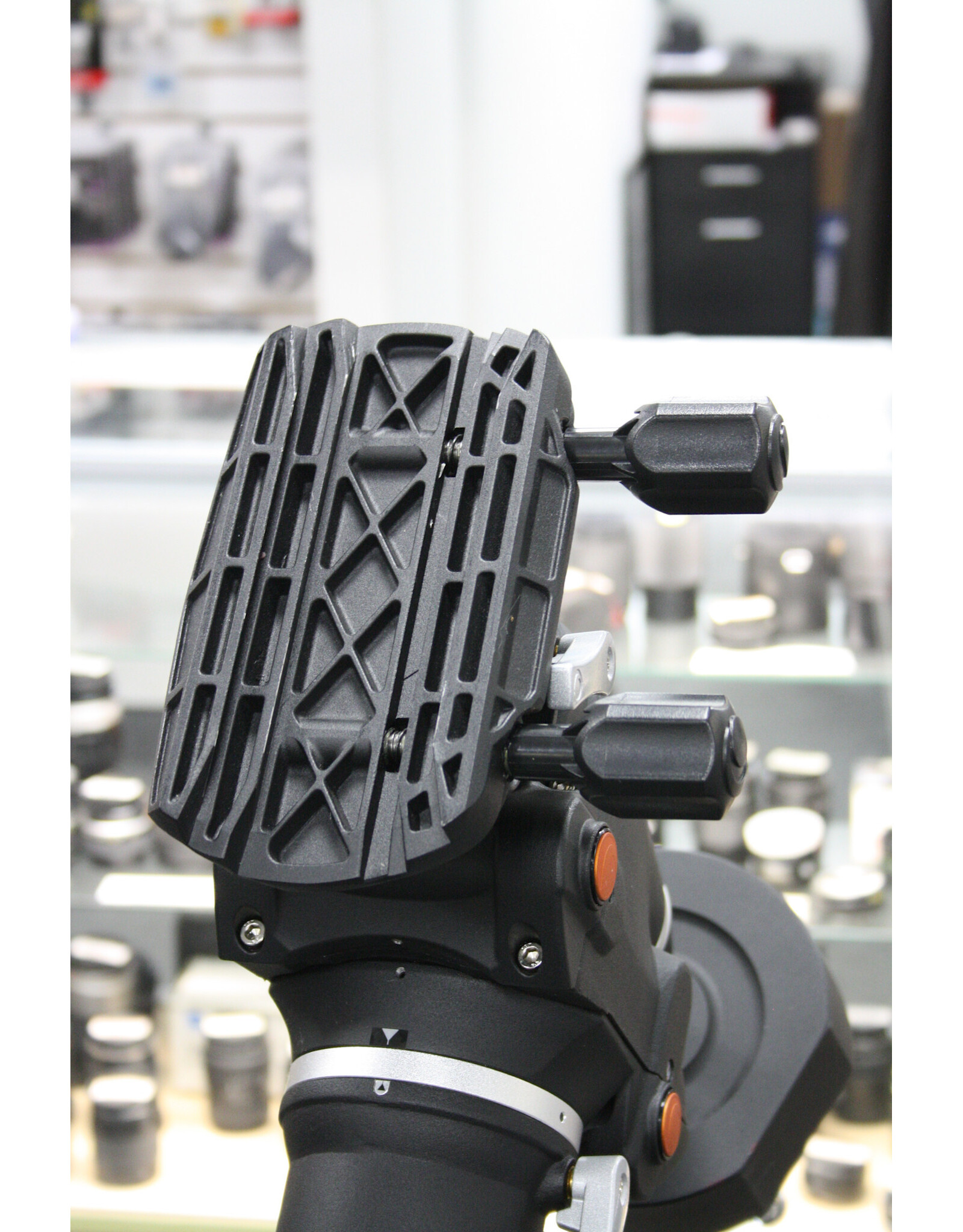Celestron Celestron CGEM II (MINT!) with accessories! (Pre-owned)