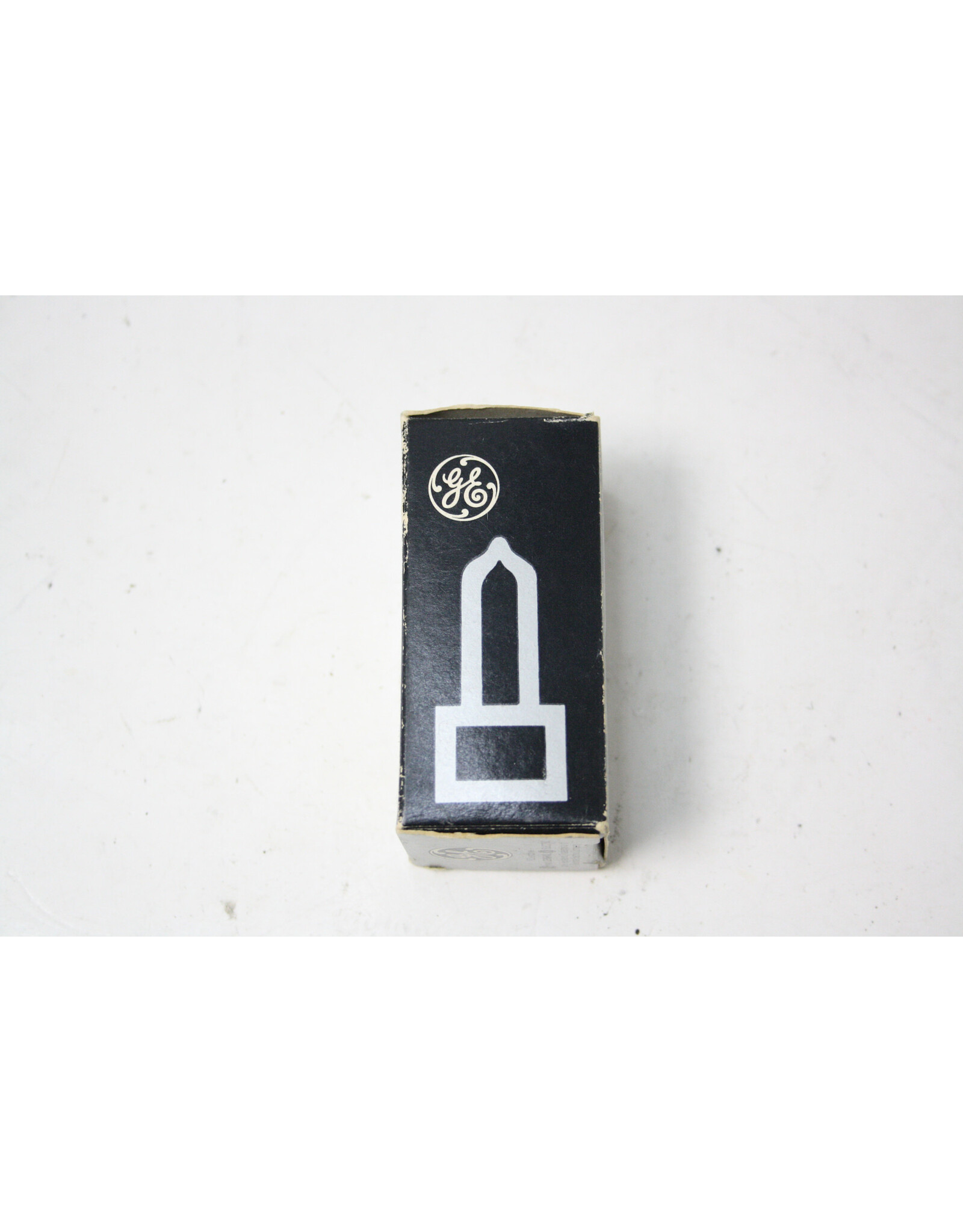 GE DYG Projection Bulb