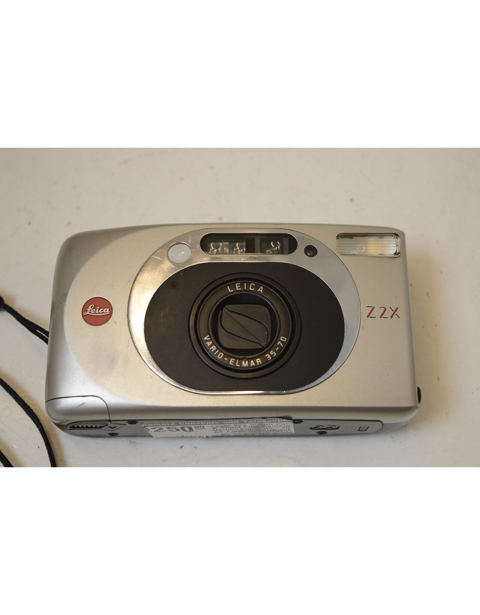 Leica Z2X 35mm Point & Shoot Film Camera Vario-Elmar 35-70 AF