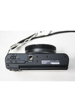 Sony Cyber-shot DSC-RX100 IV(M4) 20.1MP, 2.9x Zoom Compact Digital Camera with Case (Pre-Owned)