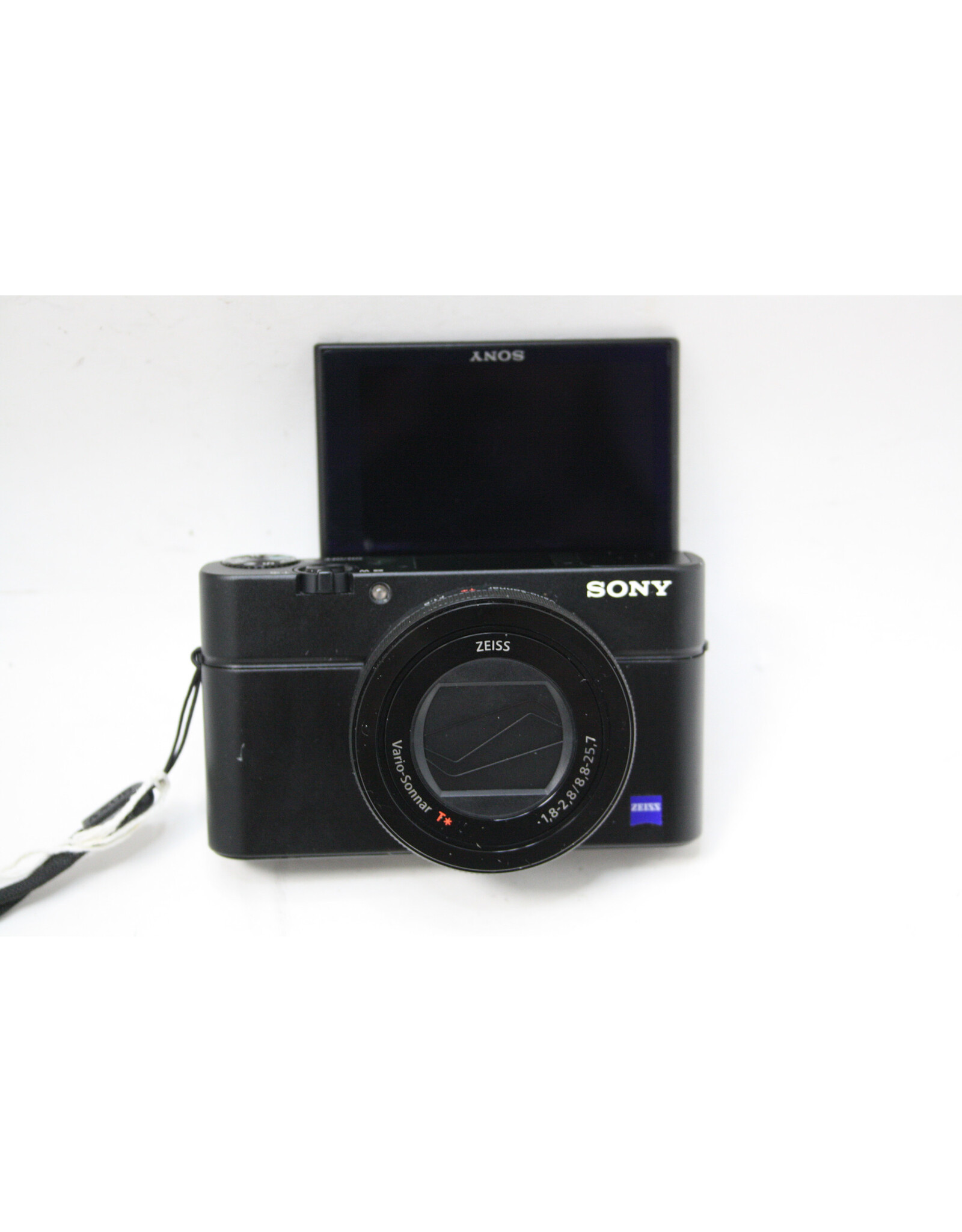 Sony Cyber-shot DSC-RX100 IV(M4) 20.1MP, 2.9x Zoom Compact Digital Camera with Case (Pre-Owned)